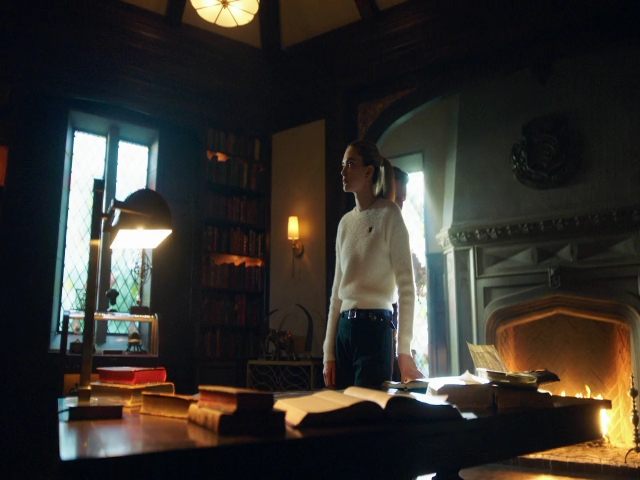 VampireDiariesWorld-dot-nl_Legacies3x08LongTimeNoSee_1199.jpg VampireDiariesWorld-dot-nl_Legacies3x08LongTimeNoSee_1199.jpg