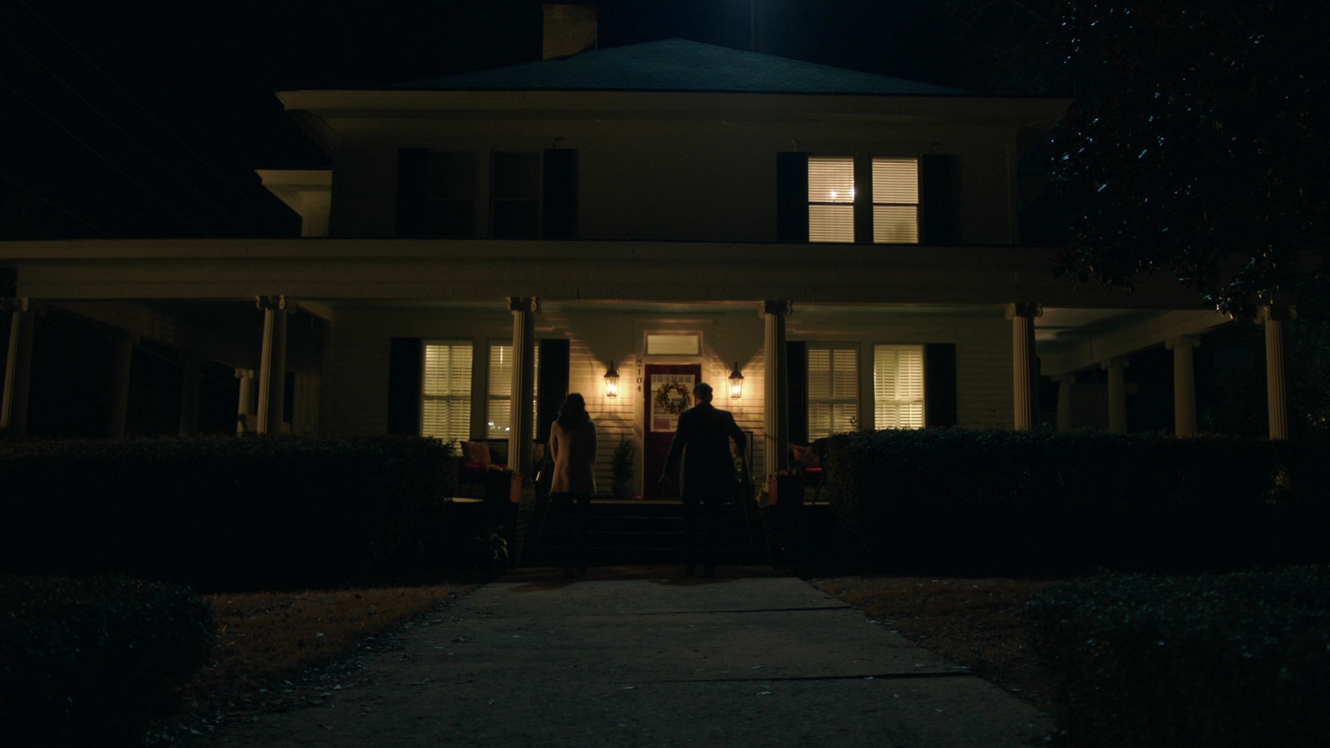 VampireDiariesWorld-dot-nl_Legacies3x09DoAllMalivoreMonstersProvideThisLevelOfEmotionalInsight2027.jpg