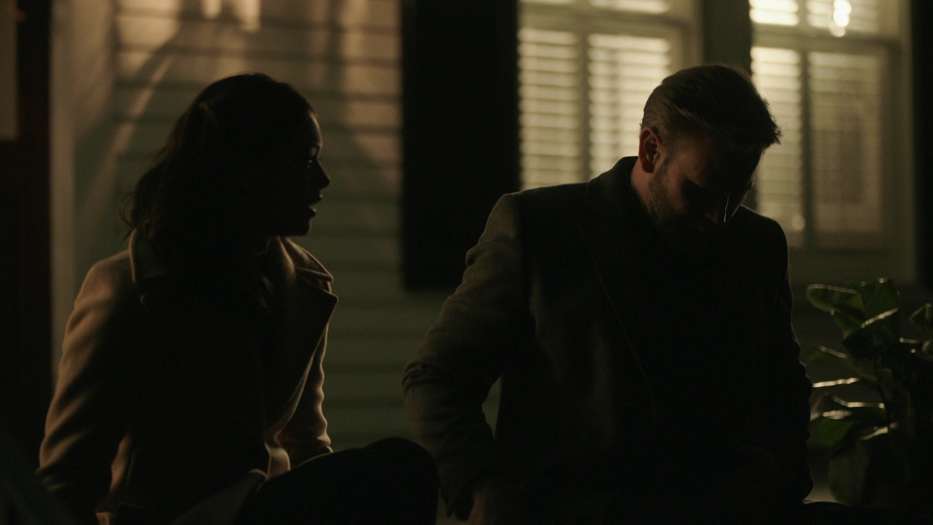 VampireDiariesWorld-dot-nl_Legacies3x09DoAllMalivoreMonstersProvideThisLevelOfEmotionalInsight2035.jpg