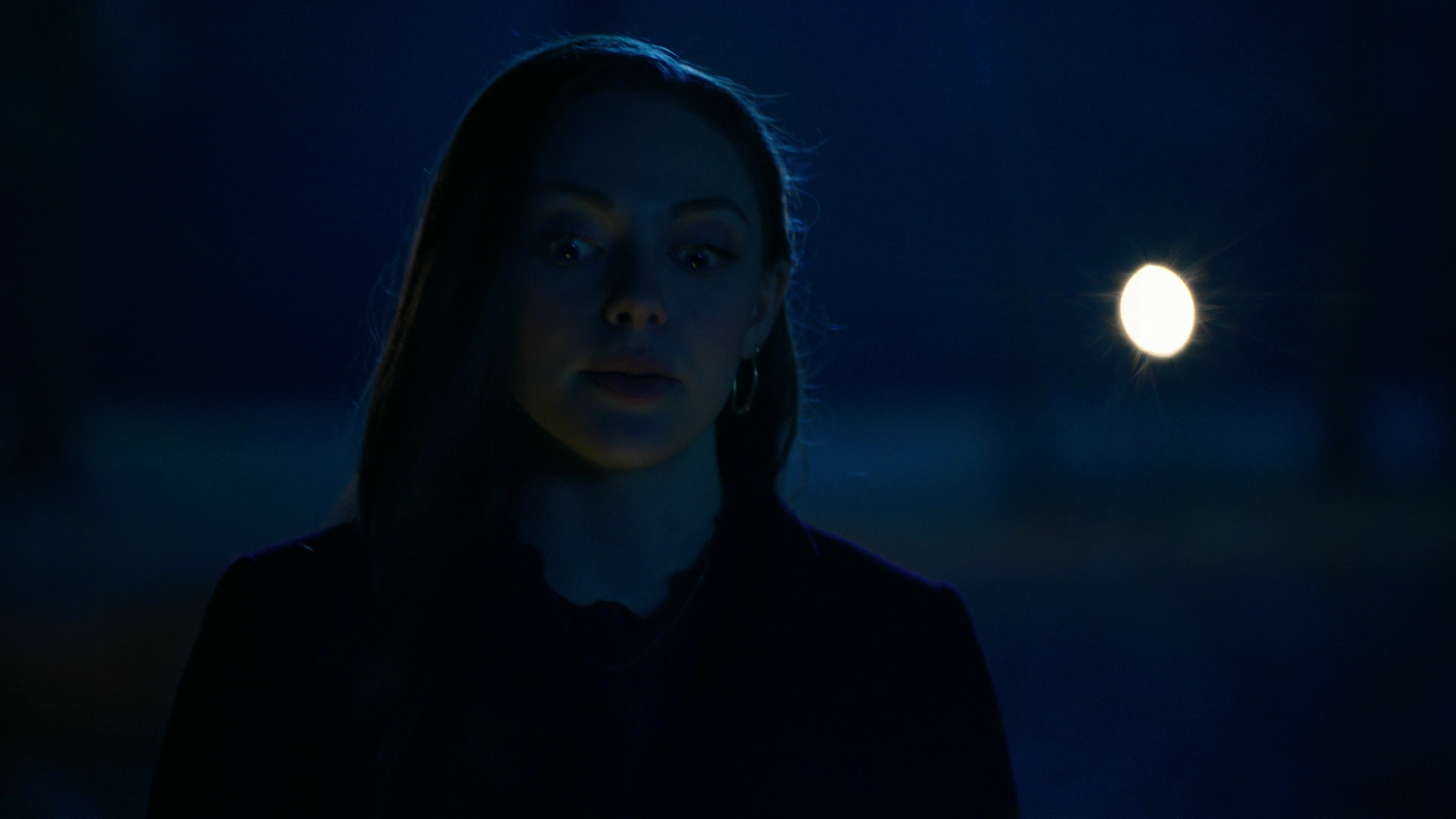 VampireDiariesWorld-dot-nl_Legacies3x09DoAllMalivoreMonstersProvideThisLevelOfEmotionalInsight2322.jpg