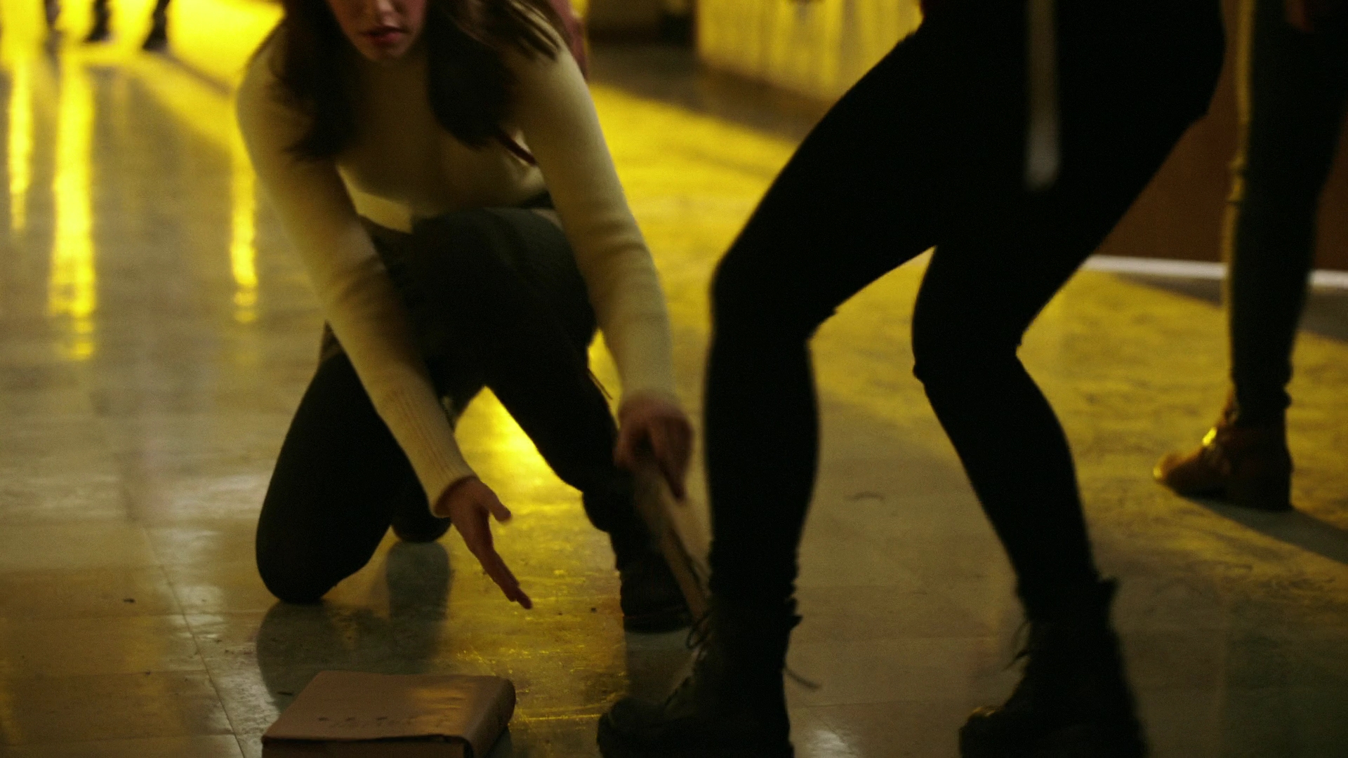 VampireDiariesWorld-dot-nl_Legacies3x10AllsWellThatEndsWell0360.jpg