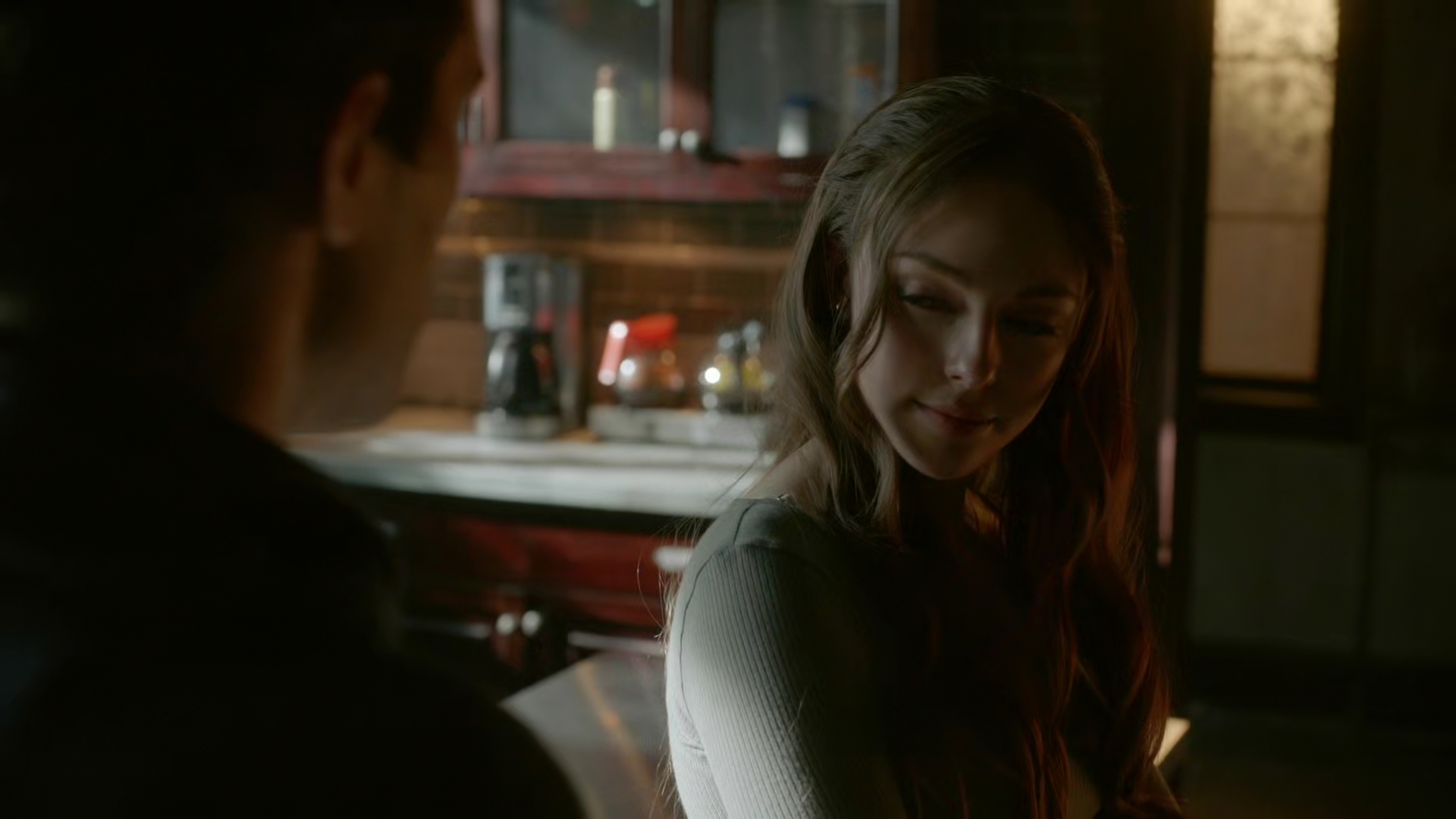 VampireDiariesWorld-dot-nl_Legacies3x12IWasMadeToLoveYou0512.jpg