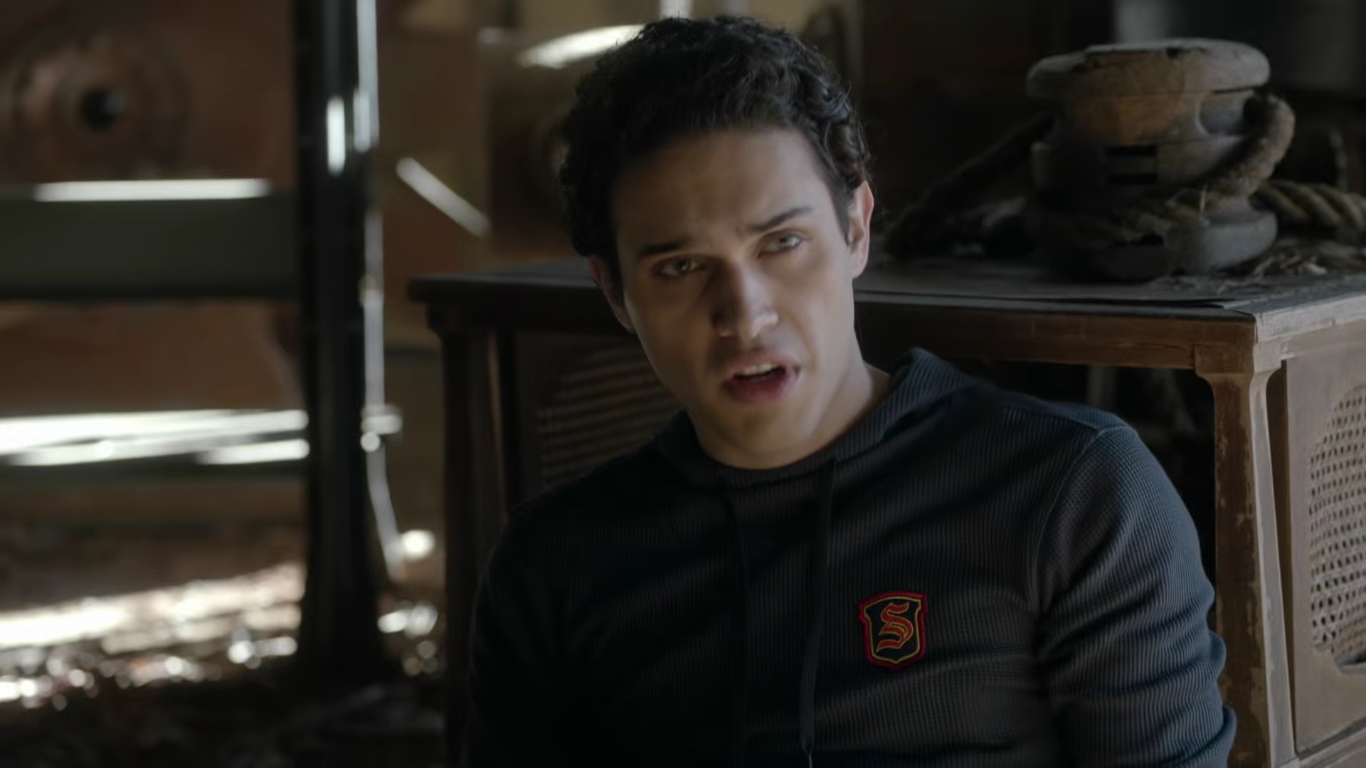 VampireDiariesWorld-dot-nl_Legacies3x12IWasMadeToLoveYou1003.jpg