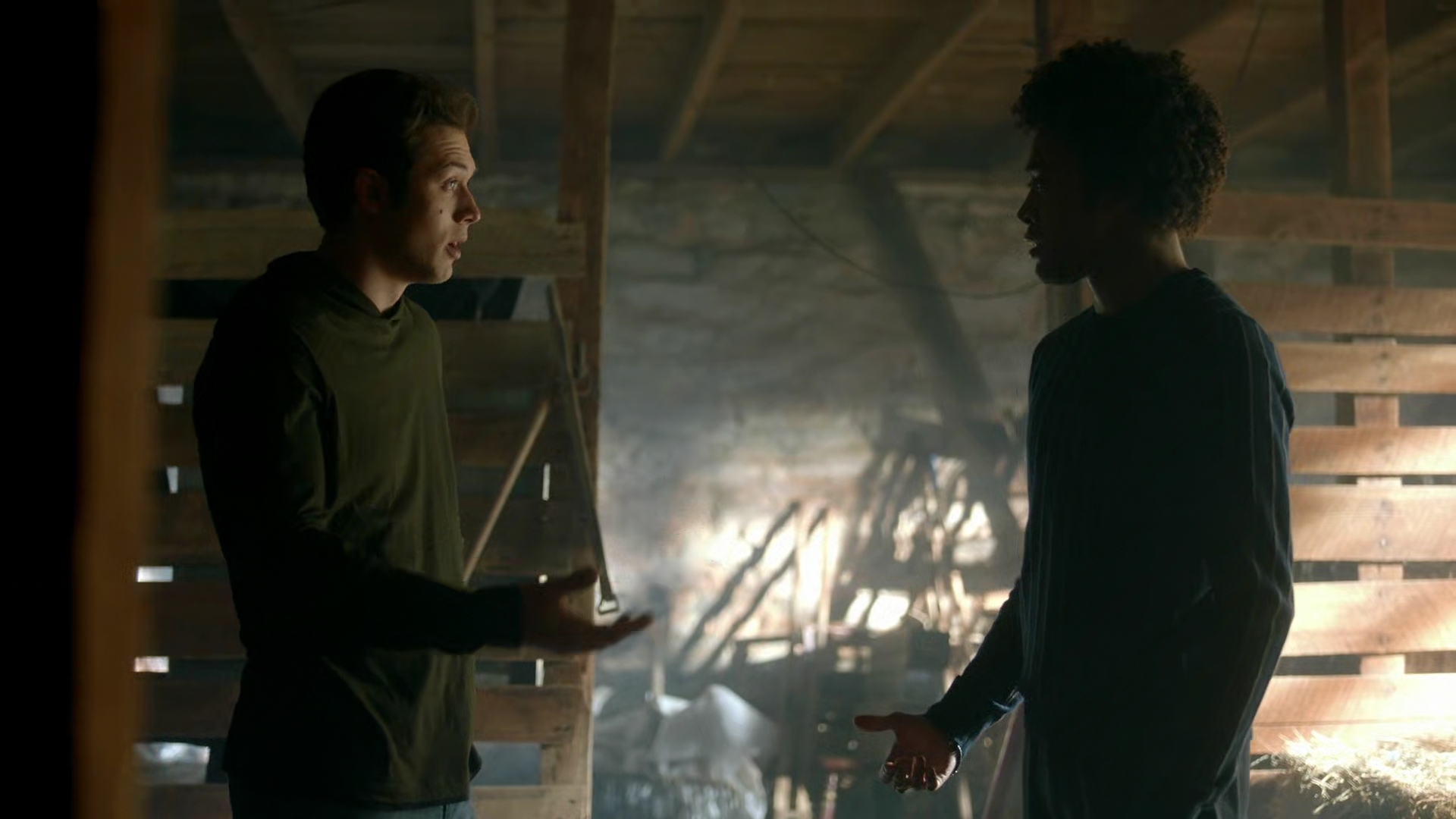 VampireDiariesWorld-dot-nl_Legacies3x12IWasMadeToLoveYou1337.jpg