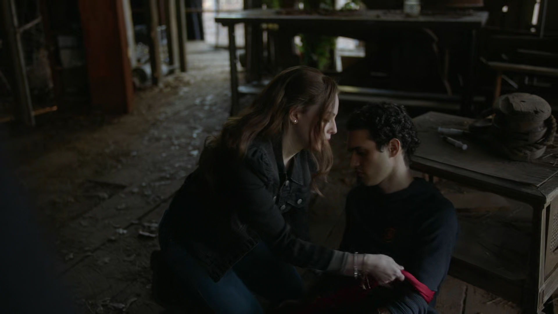 VampireDiariesWorld-dot-nl_Legacies3x12IWasMadeToLoveYou1435.jpg