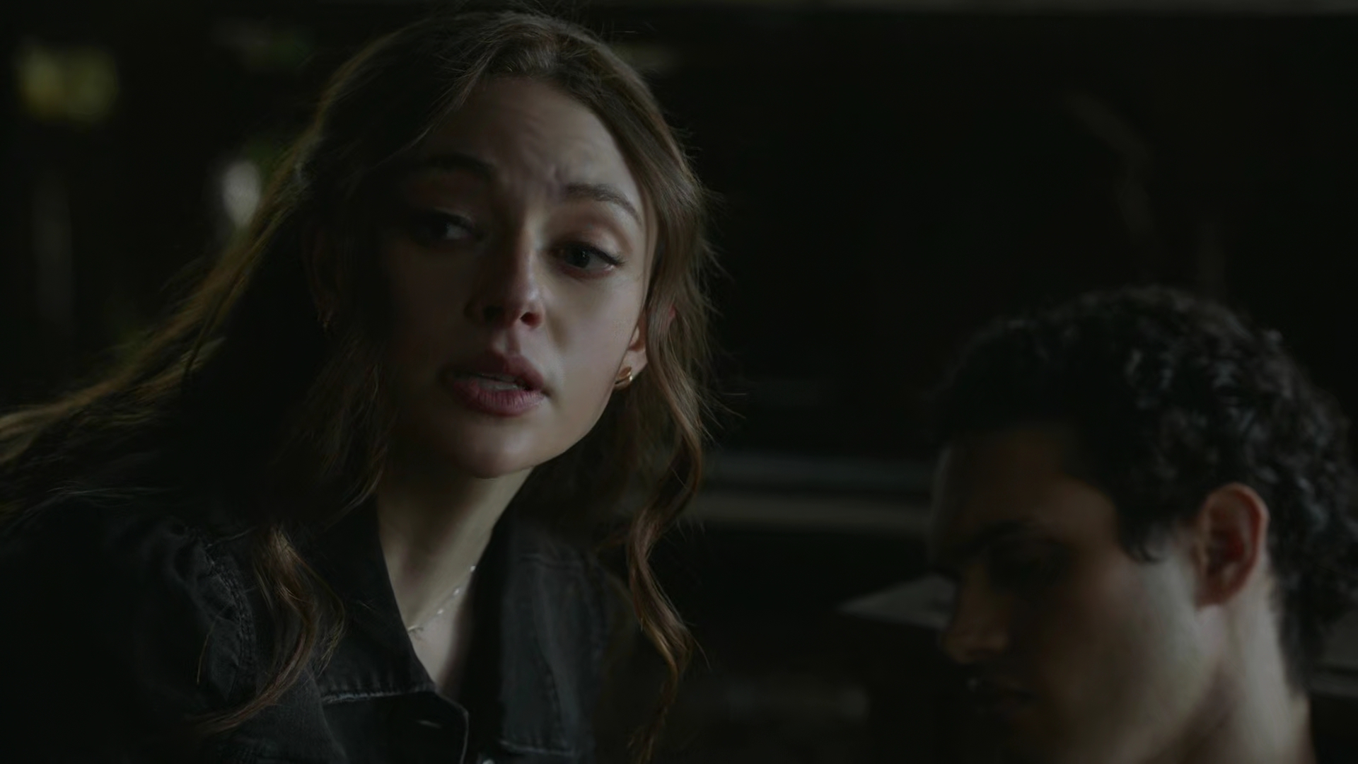 VampireDiariesWorld-dot-nl_Legacies3x12IWasMadeToLoveYou1467.jpg