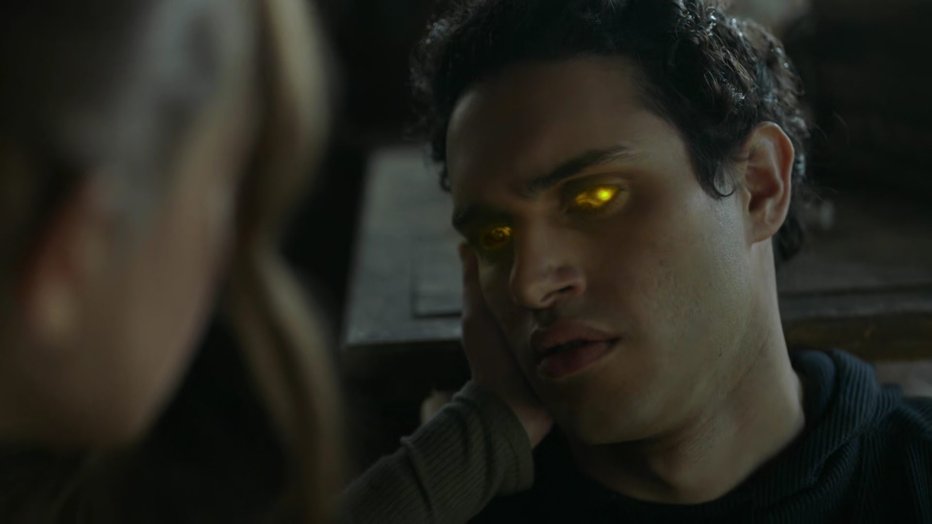 VampireDiariesWorld-dot-nl_Legacies3x12IWasMadeToLoveYou1478.jpg