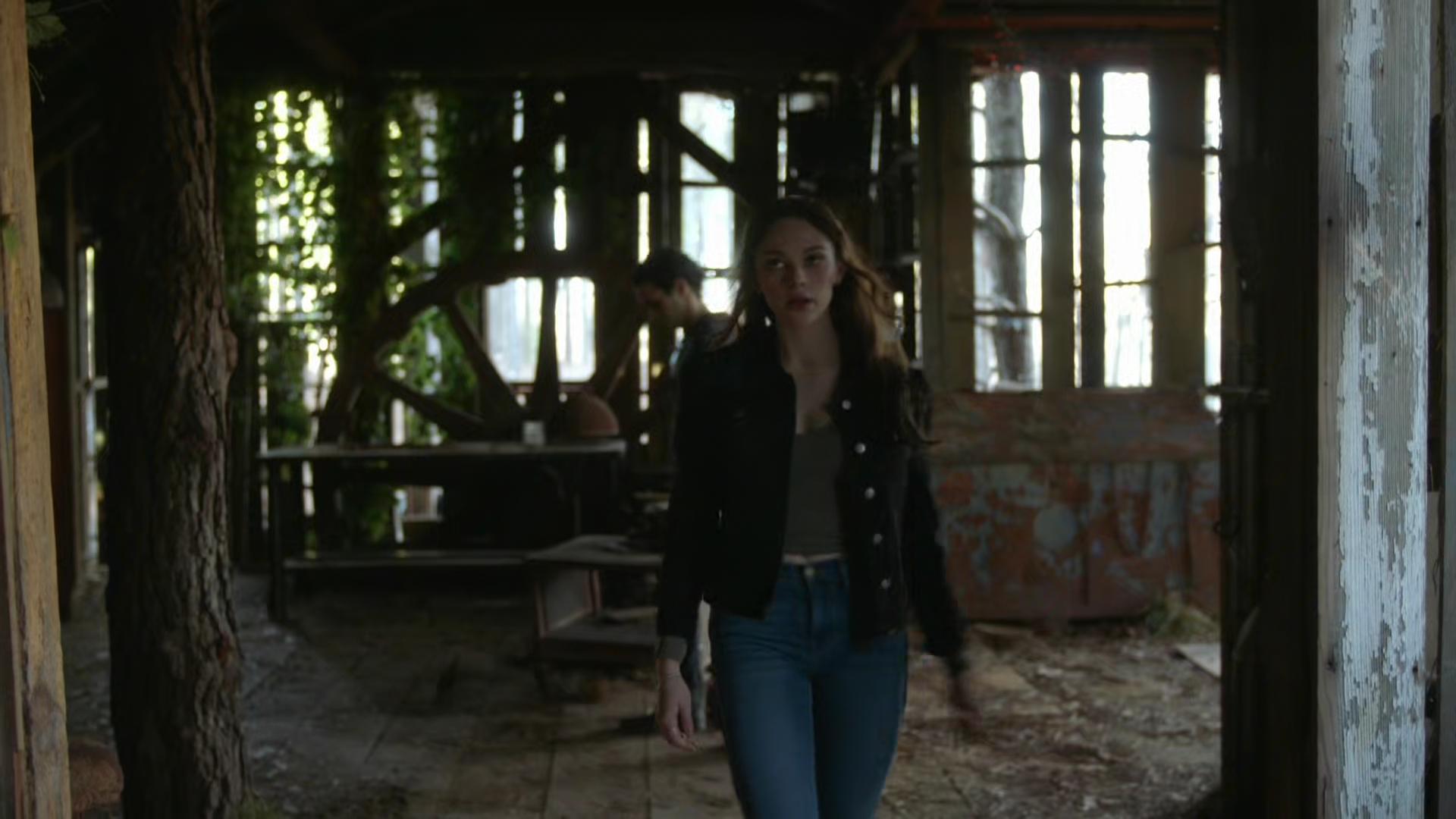 VampireDiariesWorld-dot-nl_Legacies3x12IWasMadeToLoveYou1502.jpg