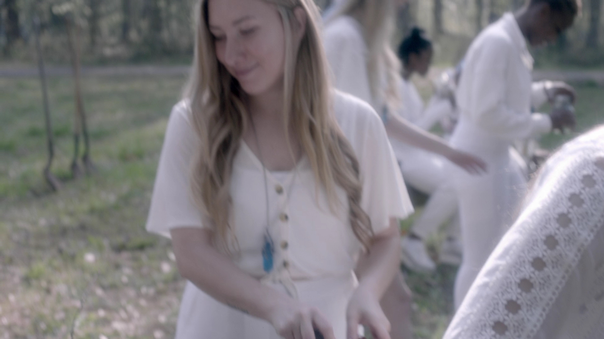 VampireDiariesWorld-dot-nl_Legacies3x14ThisFeelsaLittleCult-y1334.jpg