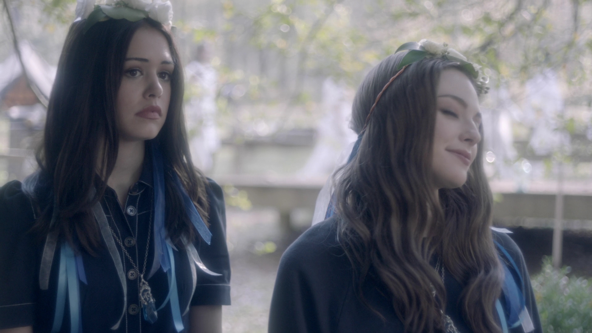 VampireDiariesWorld-dot-nl_Legacies3x14ThisFeelsaLittleCult-y1402.jpg