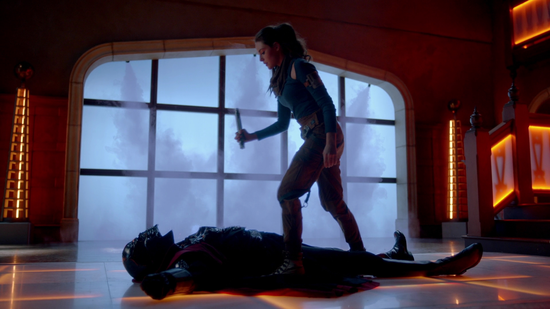 VampireDiariesWorld-dot-nl_Legacies3x15ANewHope1990.jpg