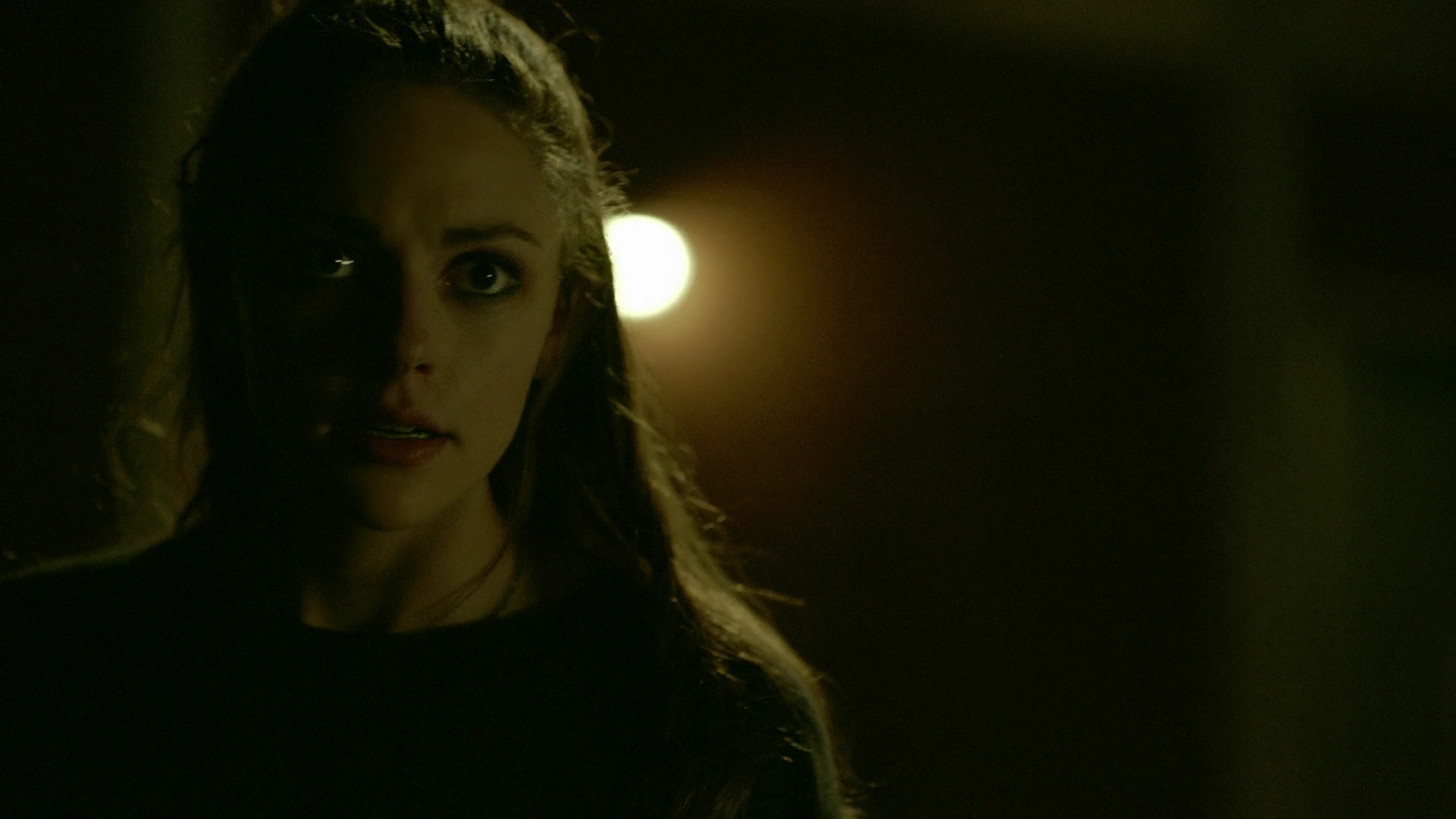 VampireDiariesWorld-dot-nl_Legacies3x16FatesABitchIsntIt1925.jpg