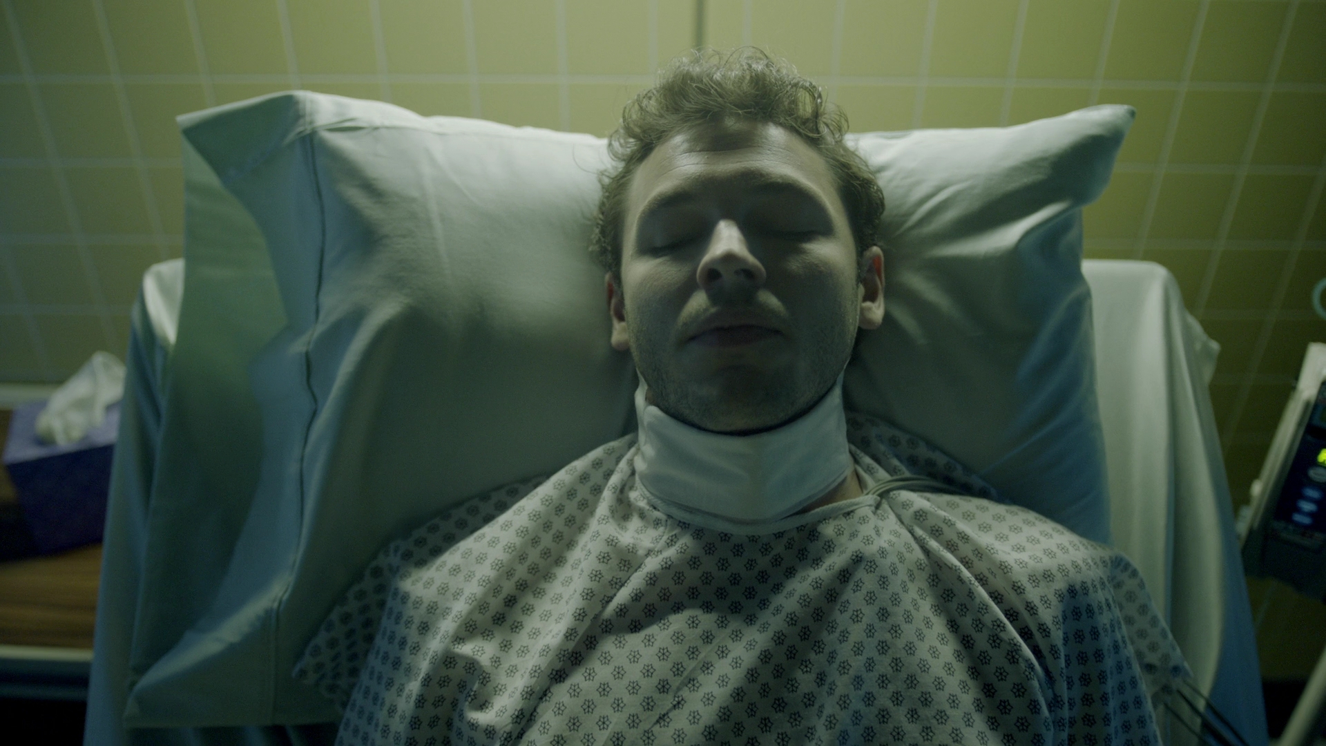 VampireDiariesWorld-dot-nl_Legacies3x16FatesABitchIsntIt1960.jpg