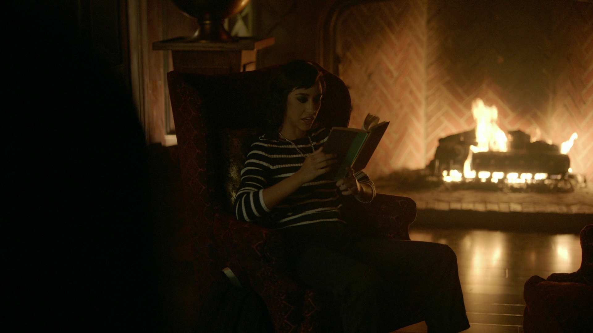 VampireDiariesWorld-dot-nl_Legacies3x16FatesABitchIsntIt2108.jpg