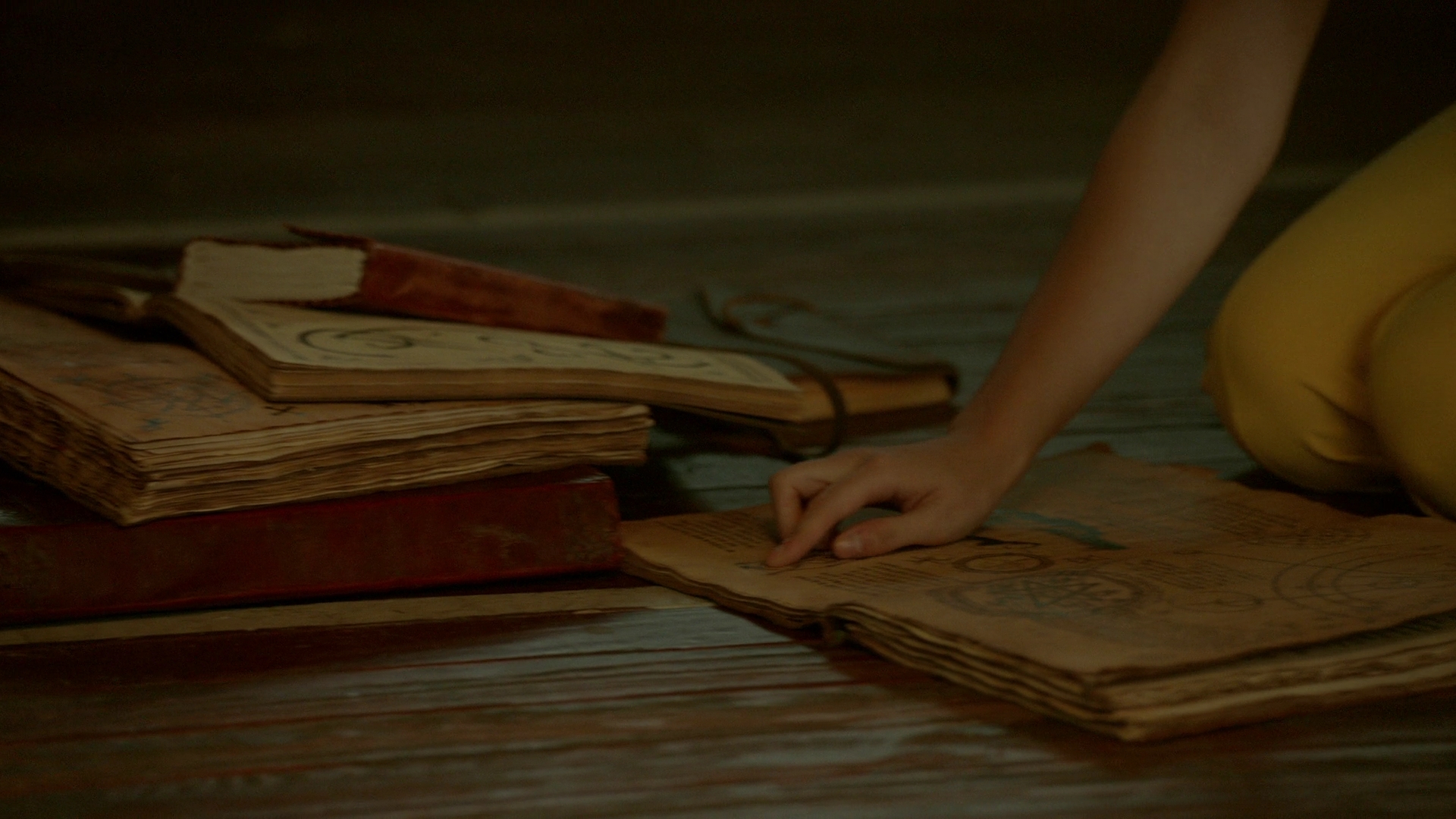 VampireDiariesWorld-dot-nl_Legacies4x01YouHaveToPickOneThisTime3949.jpg VampireDiariesWorld-dot-nl_Legacies4x01YouHaveToPickOneThisTime3949.jpg