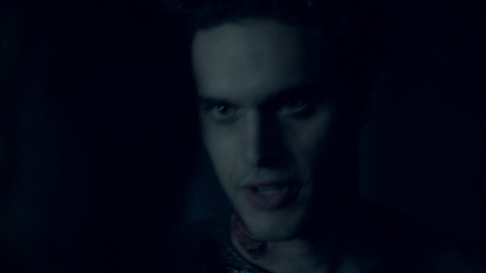 VampireDiariesWorld-dot-nl_Legacies4x01YouHaveToPickOneThisTime4057.jpg