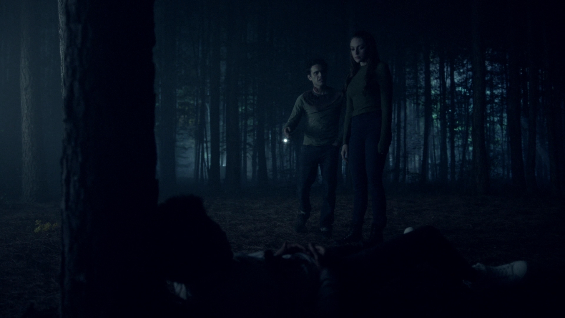 VampireDiariesWorld-dot-nl_Legacies4x01YouHaveToPickOneThisTime4273.jpg