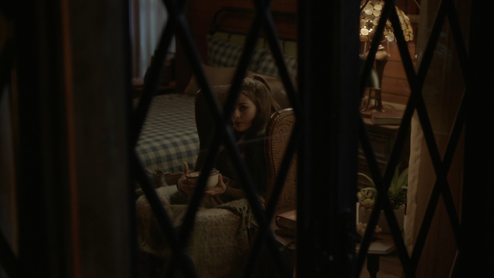 VampireDiariesWorld-dot-nl_Legacies4x01YouHaveToPickOneThisTime4404.jpg