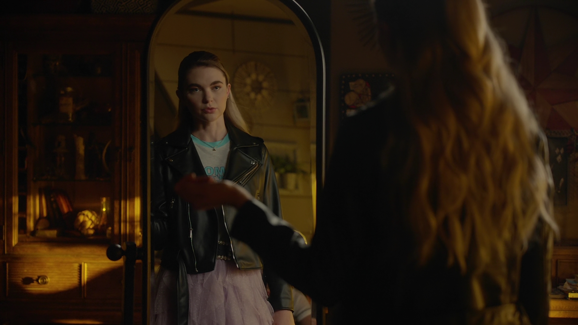 VampireDiariesWorld-dot-nl_Legacies4x02TheresNoIInTeamOrWhatever0235.jpg