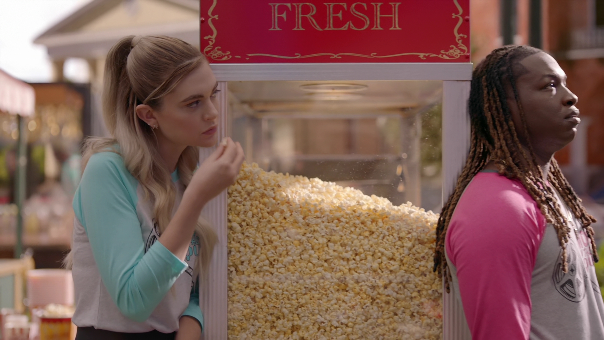 VampireDiariesWorld-dot-nl_Legacies4x02TheresNoIInTeamOrWhatever0701.jpg