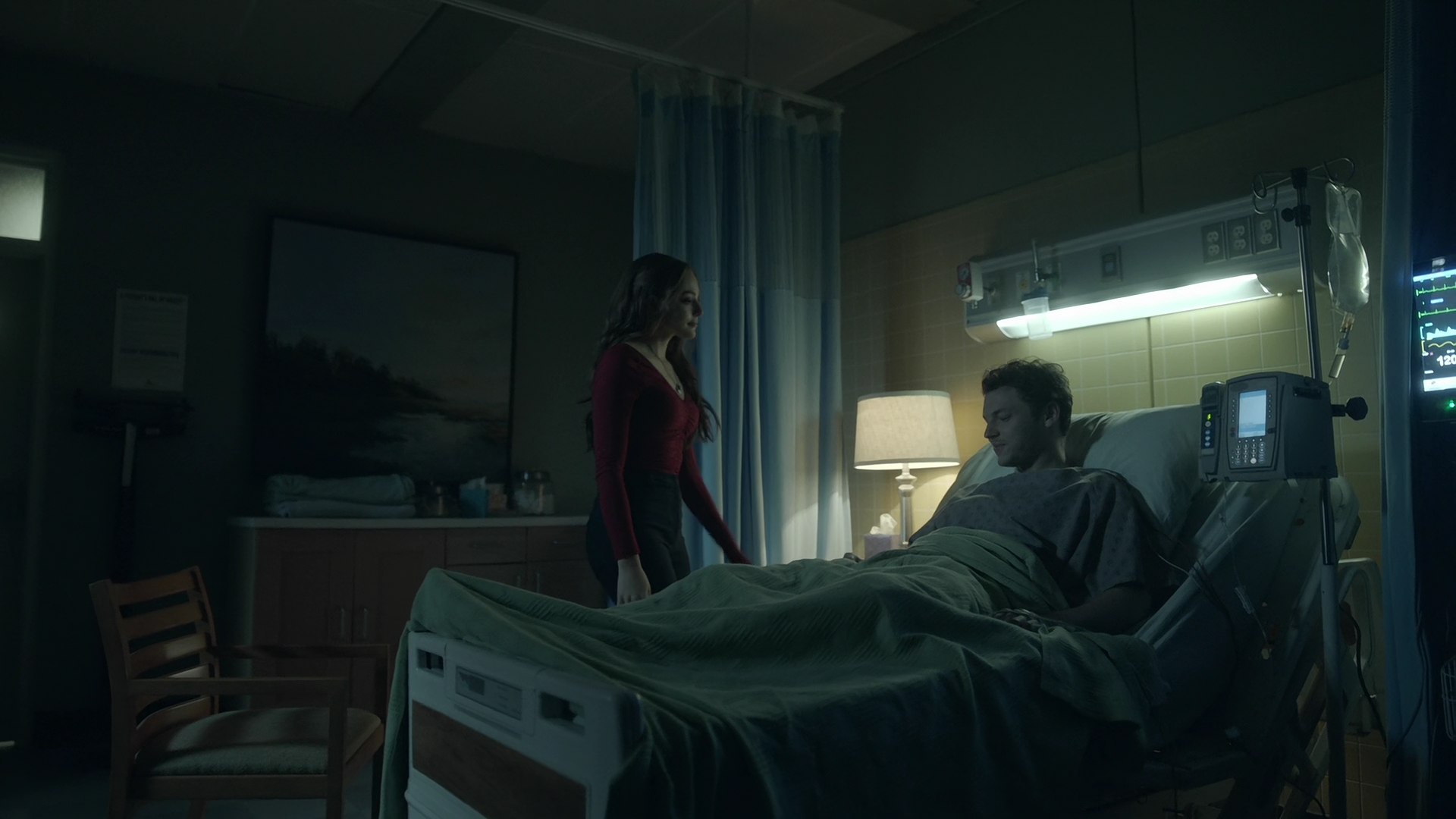 VampireDiariesWorld-dot-nl_Legacies4x02TheresNoIInTeamOrWhatever2166.jpg