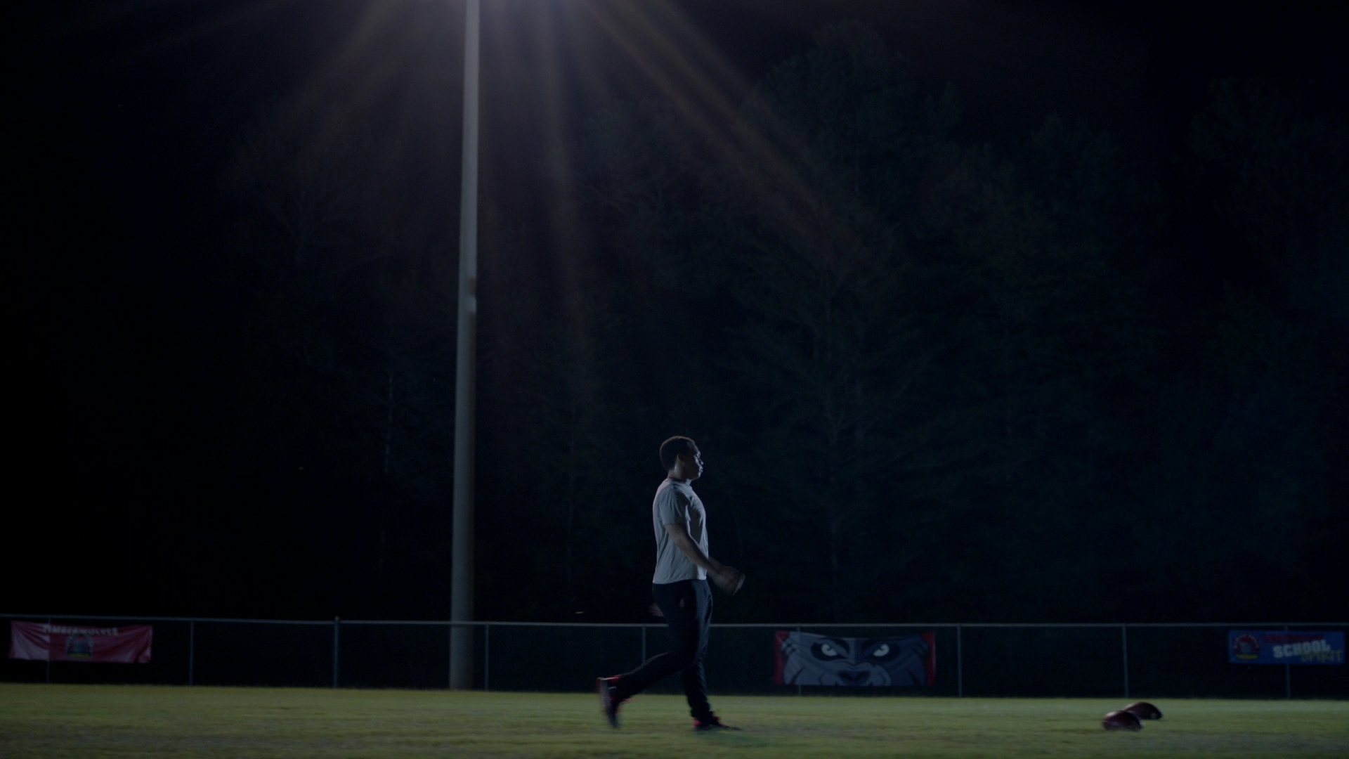 VampireDiariesWorld-dot-nl_Legacies4x03WeAllKnewThis_DayWasComing0016.jpg