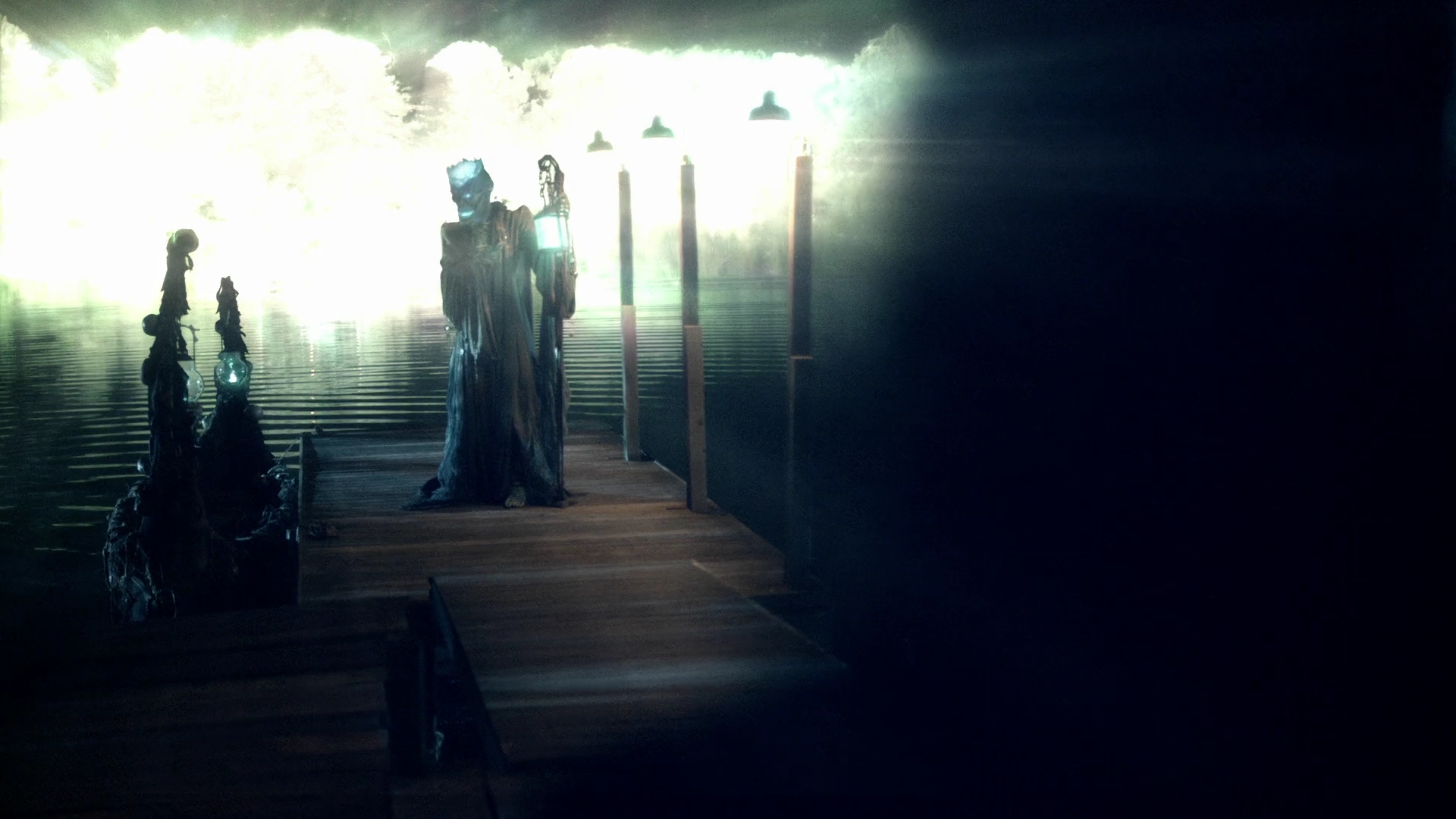 VampireDiariesWorld-dot-nl_Legacies4x03WeAllKnewThis_DayWasComing2360.jpg