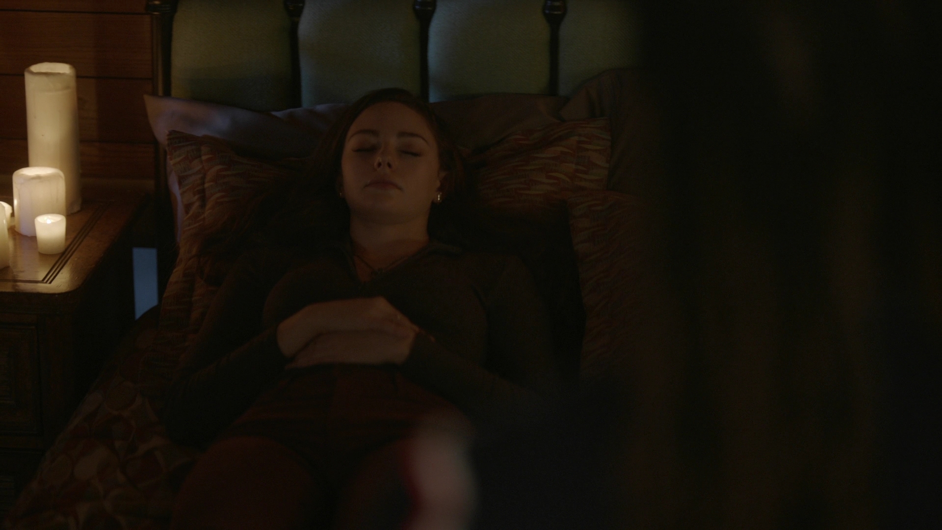 VampireDiariesWorld-dot-nl_Legacies4x03WeAllKnewThis_DayWasComing2412.jpg