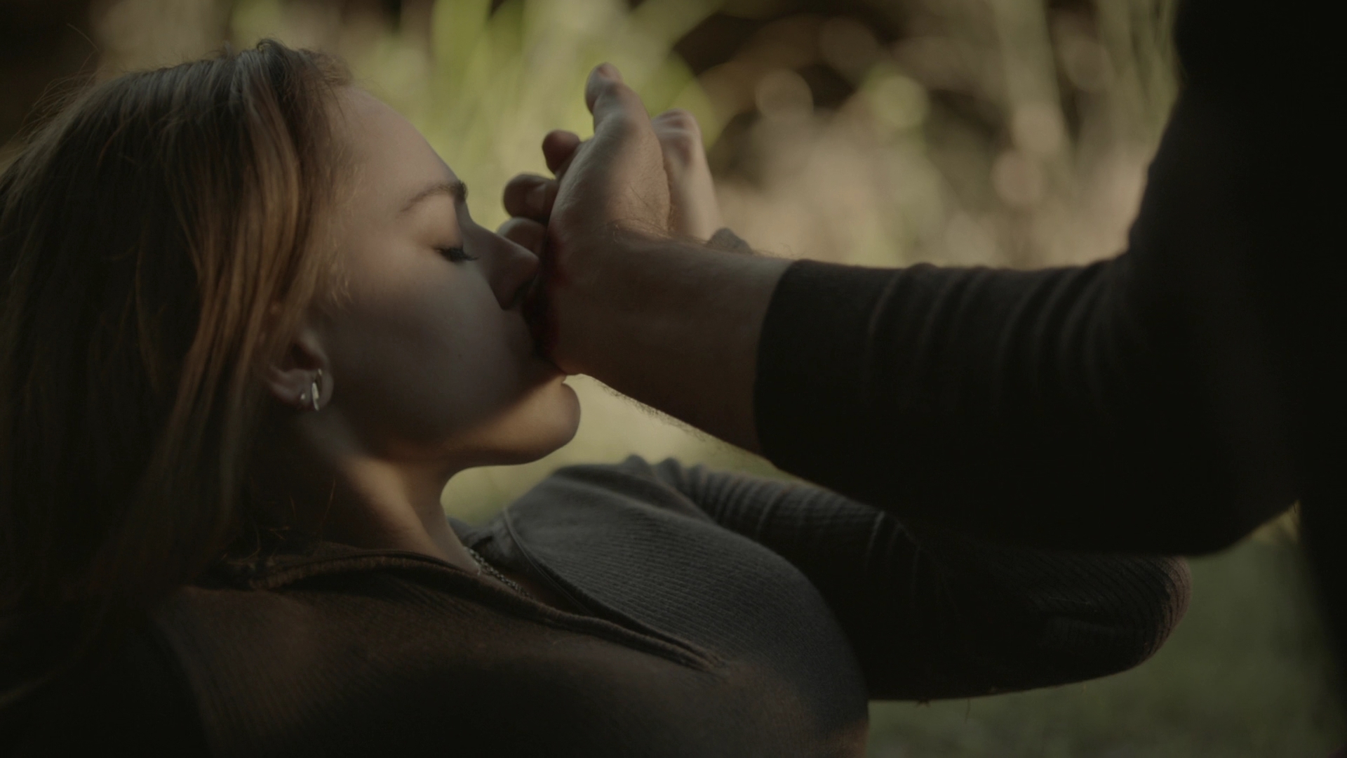 VampireDiariesWorld-dot-nl_Legacies4x04SeeYouOnTheOtherSide1240.jpg