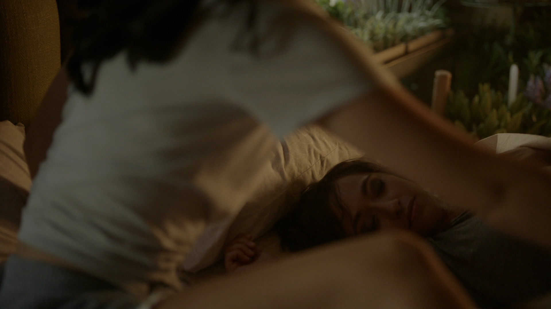 VampireDiariesWorld-dot-nl_Legacies4x05IThoughtYoudBeHappierToSeeMe0074.jpg