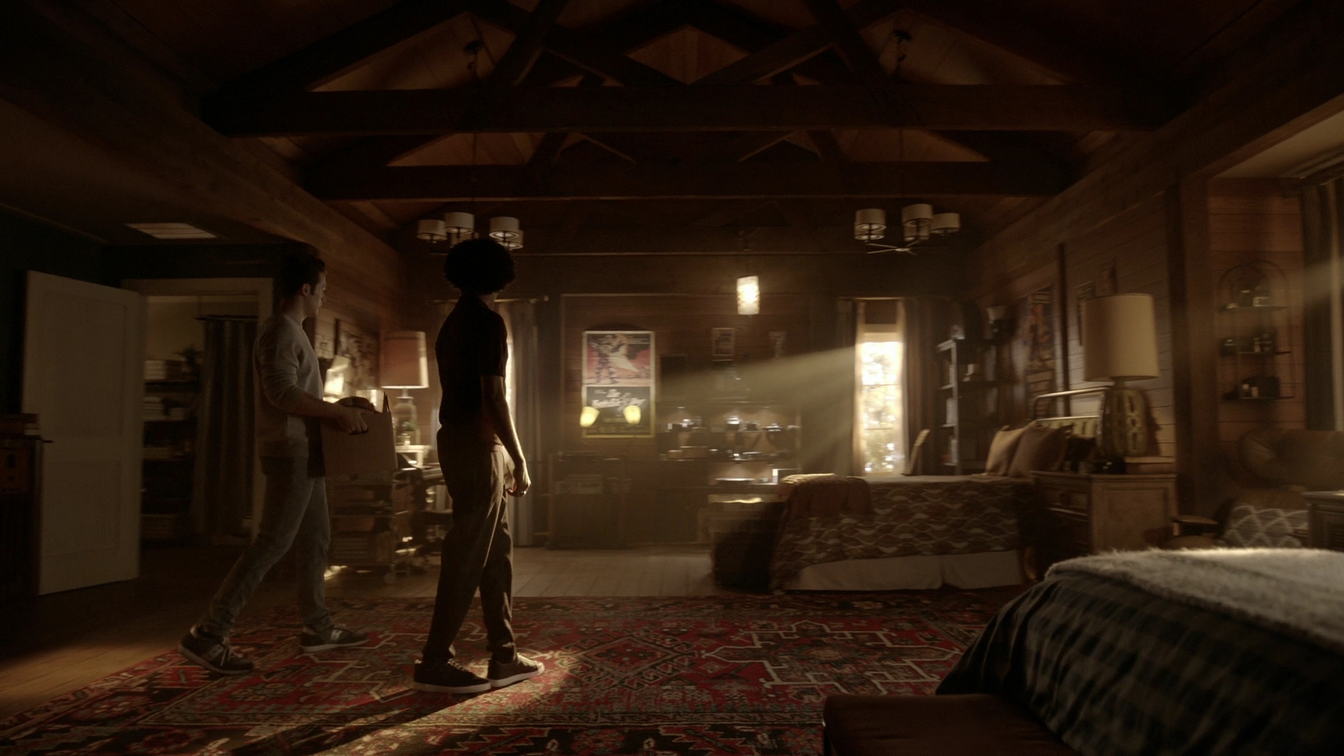 VampireDiariesWorld-dot-nl_Legacies4x05IThoughtYoudBeHappierToSeeMe0108.jpg