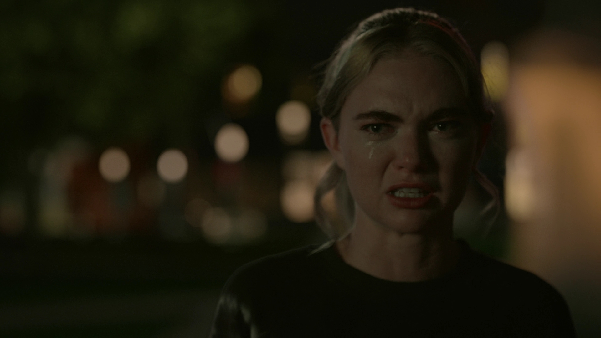 VampireDiariesWorld-dot-nl_Legacies4x05IThoughtYoudBeHappierToSeeMe0904.jpg