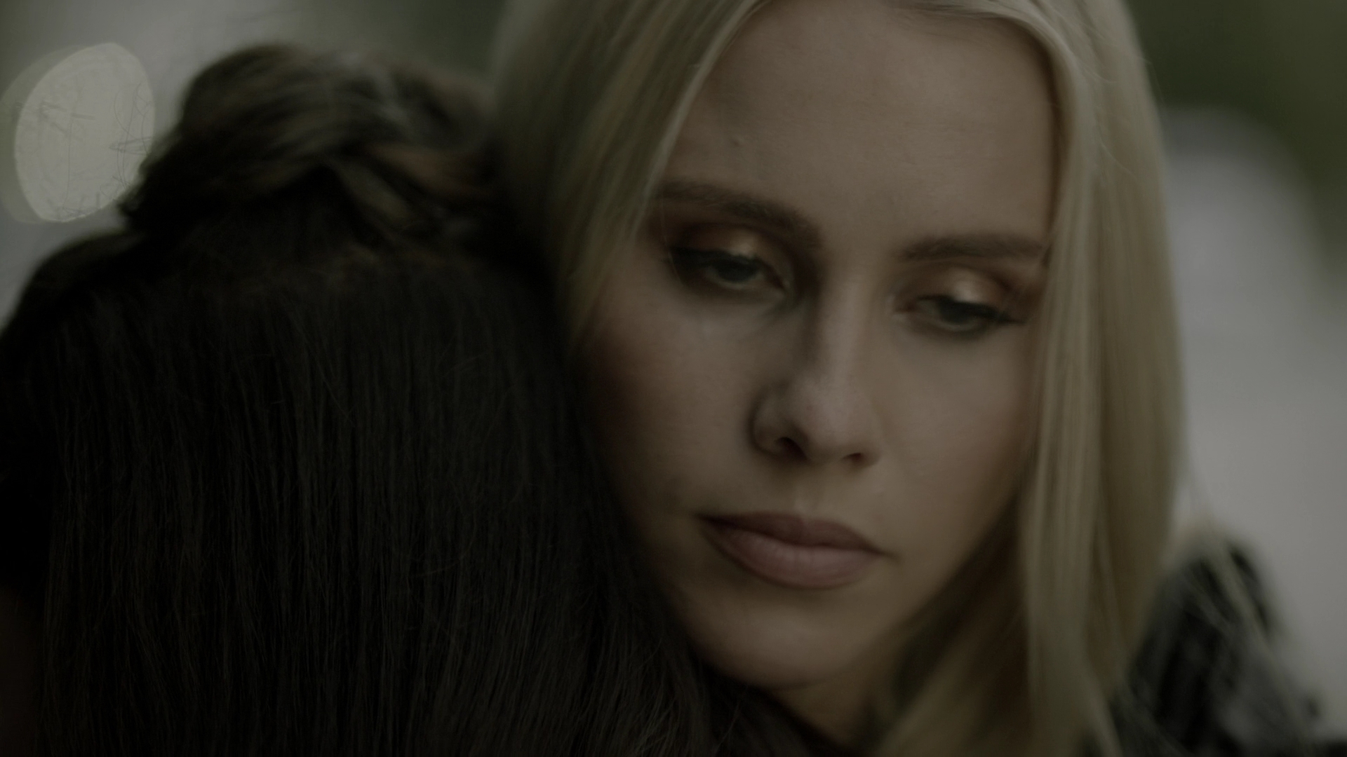VampireDiariesWorld-dot-nl_Legacies4x05IThoughtYoudBeHappierToSeeMe1228.jpg