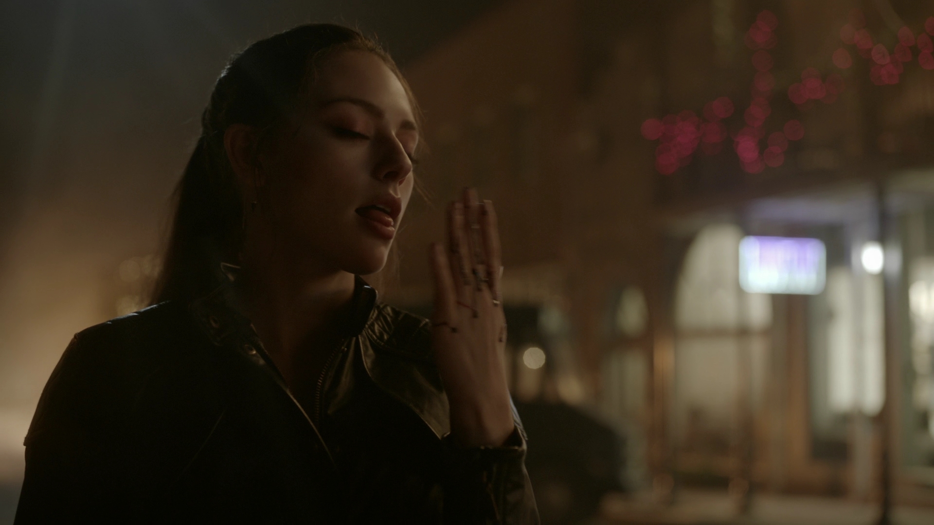 VampireDiariesWorld-dot-nl_Legacies4x06YoureALongWayFromHome0112.jpg