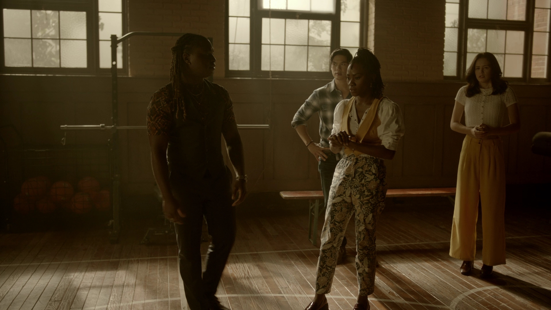VampireDiariesWorld-dot-nl_Legacies4x06YoureALongWayFromHome0172.jpg