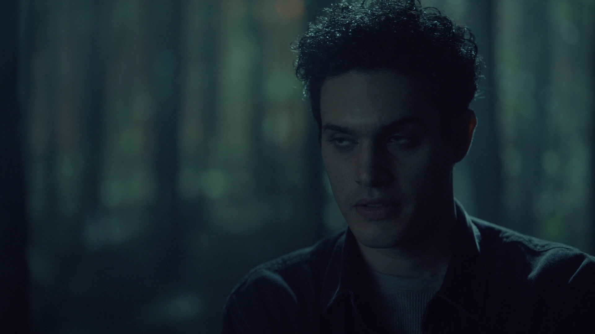 VampireDiariesWorld-dot-nl_Legacies4x06YoureALongWayFromHome1222.jpg