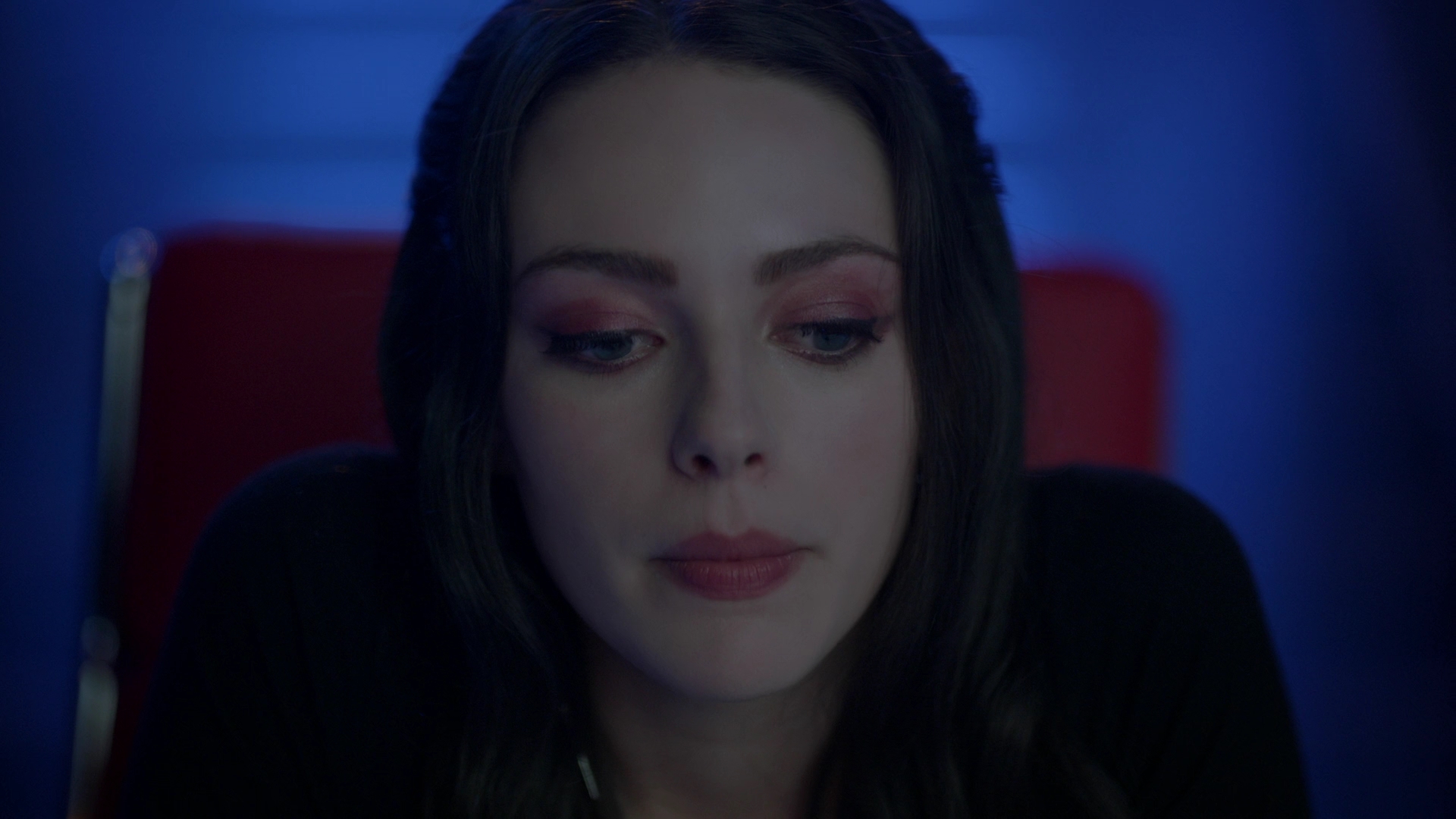 VampireDiariesWorld-dot-nl_Legacies4x07SomeplaceFarAwayfromAllThisViolence1019.jpg VampireDiariesWorld-dot-nl_Legacies4x07SomeplaceFarAwayfromAllThisViolence1019.jpg