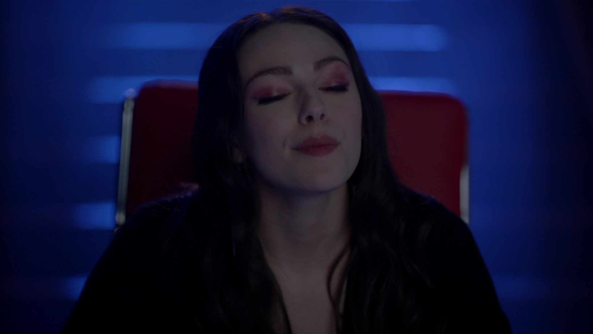 VampireDiariesWorld-dot-nl_Legacies4x07SomeplaceFarAwayfromAllThisViolence1102.jpg VampireDiariesWorld-dot-nl_Legacies4x07SomeplaceFarAwayfromAllThisViolence1102.jpg