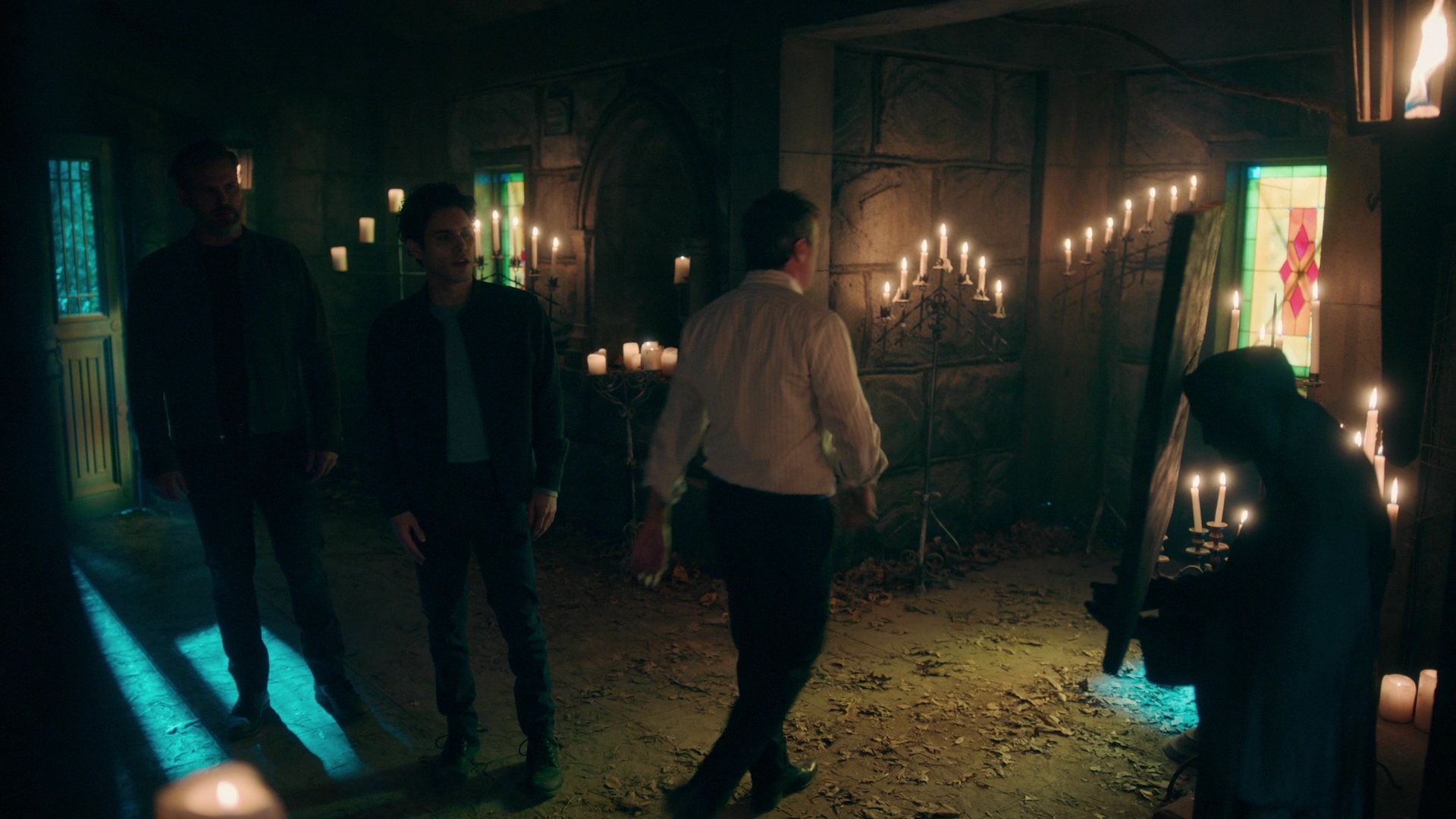 vampirediariesworld-dot-nl_Legacies4x10TheStoryOfMyLife0290.jpg