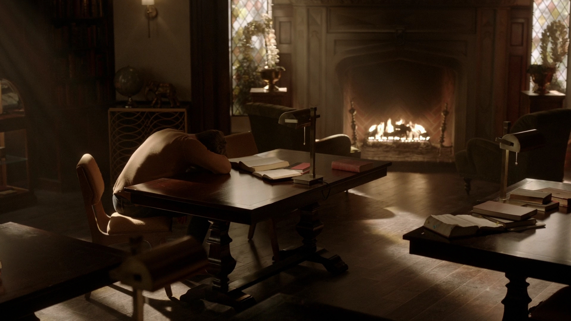 vampirediariesworld-dot-nl_Legacies4x10TheStoryOfMyLife0301.jpg
