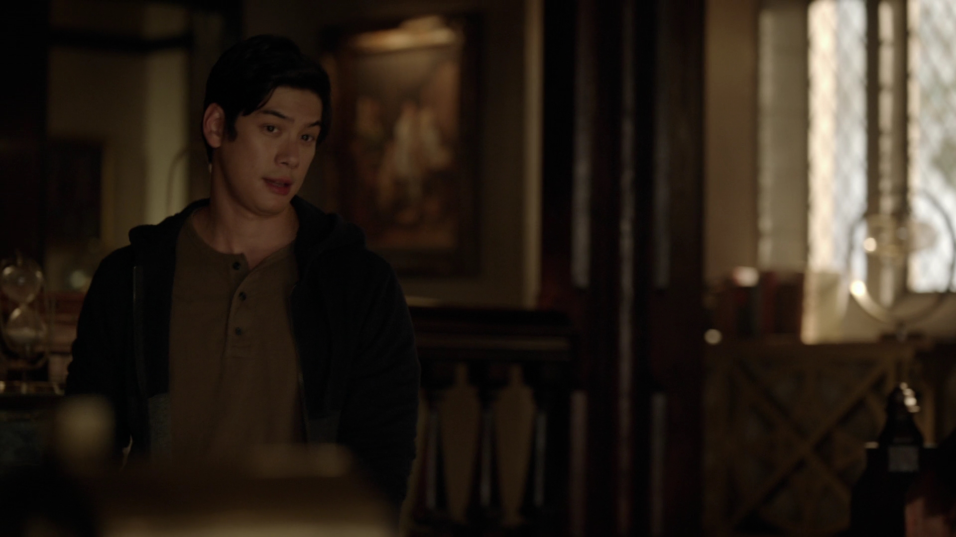 vampirediariesworld-dot-nl_Legacies4x10TheStoryOfMyLife0302.jpg
