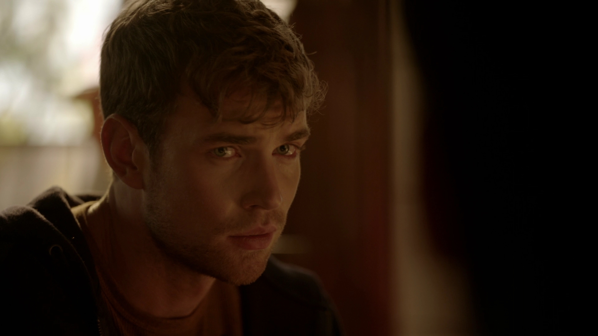 vampirediariesworld-dot-nl_Legacies4x10TheStoryOfMyLife0757.jpg vampirediariesworld-dot-nl_Legacies4x10TheStoryOfMyLife0757.jpg