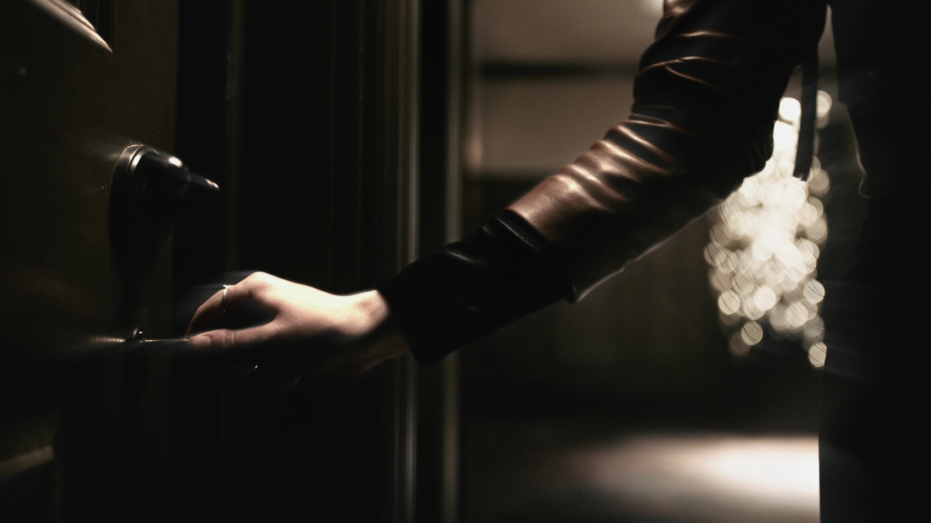 vampirediariesworld-dot-nl_Legacies4x10TheStoryOfMyLife0910.jpg