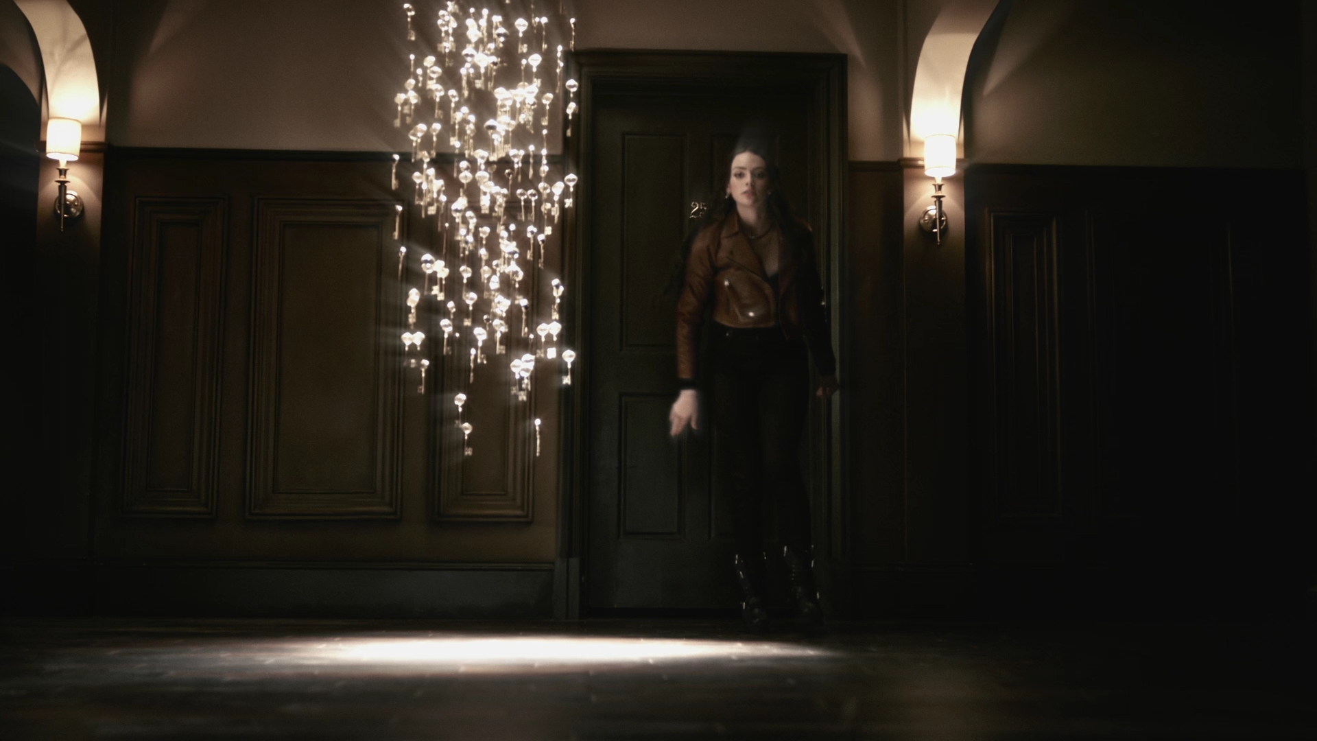 vampirediariesworld-dot-nl_Legacies4x10TheStoryOfMyLife0933.jpg