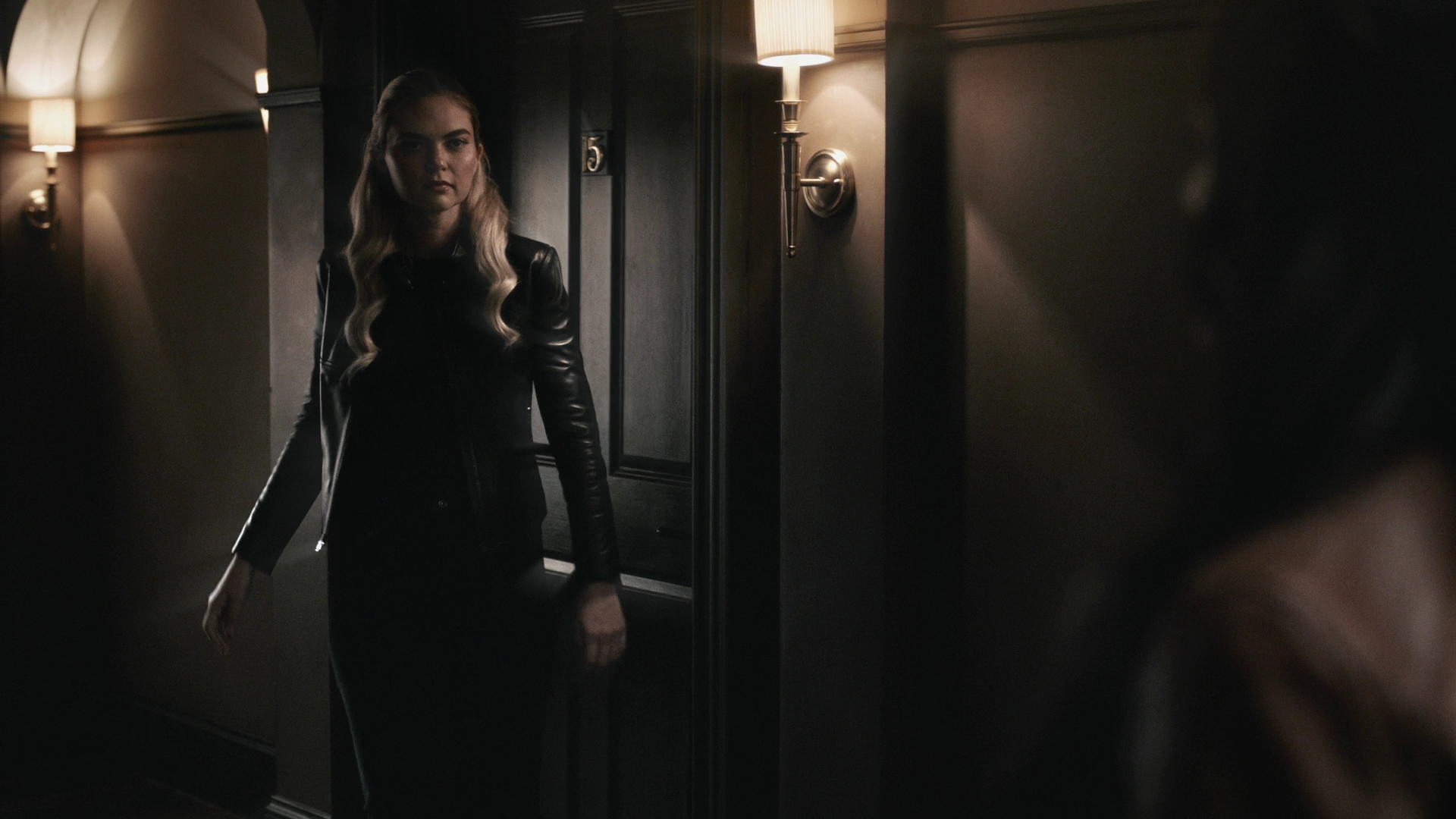 vampirediariesworld-dot-nl_Legacies4x10TheStoryOfMyLife0949.jpg