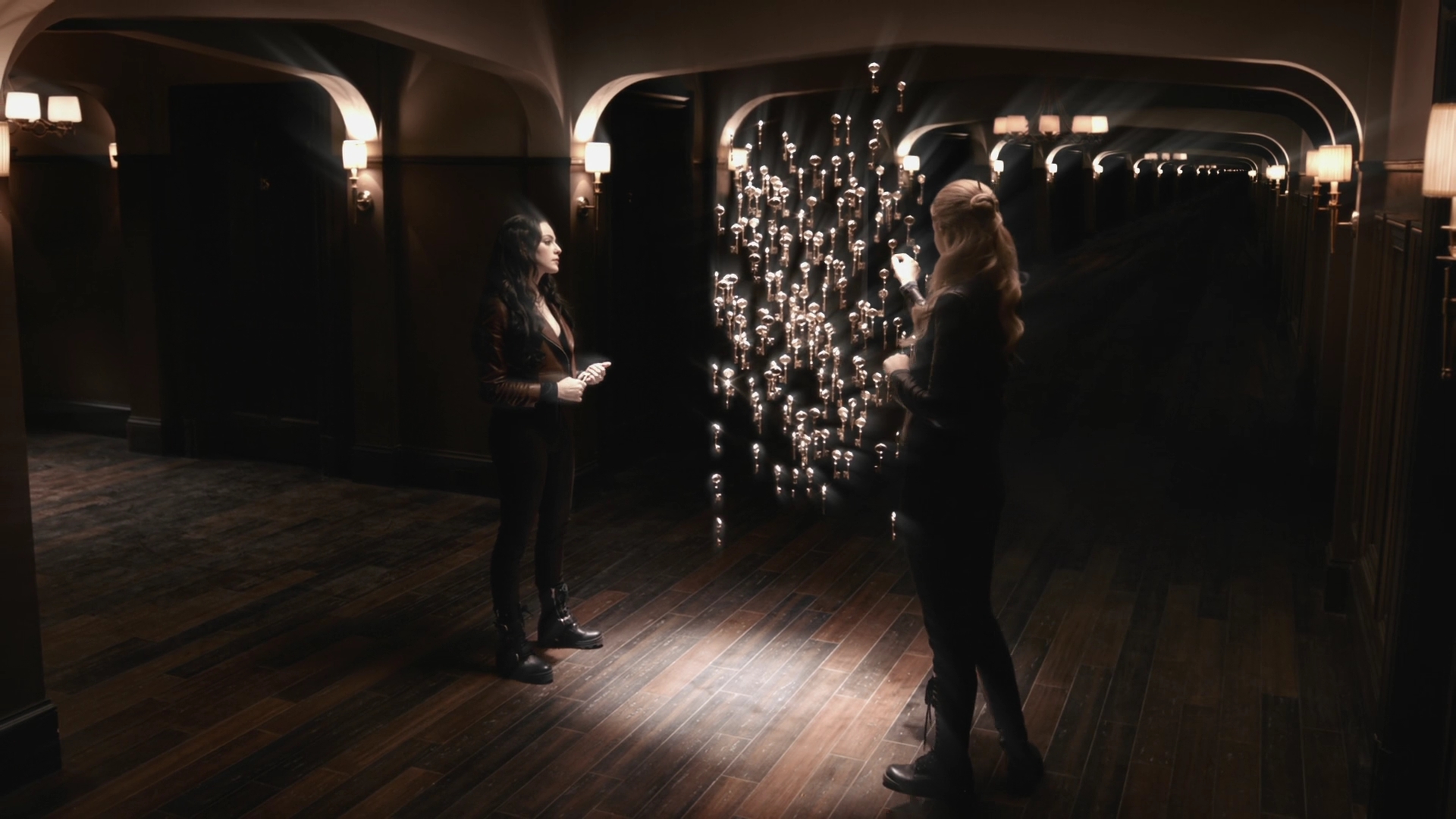 vampirediariesworld-dot-nl_Legacies4x10TheStoryOfMyLife0986.jpg