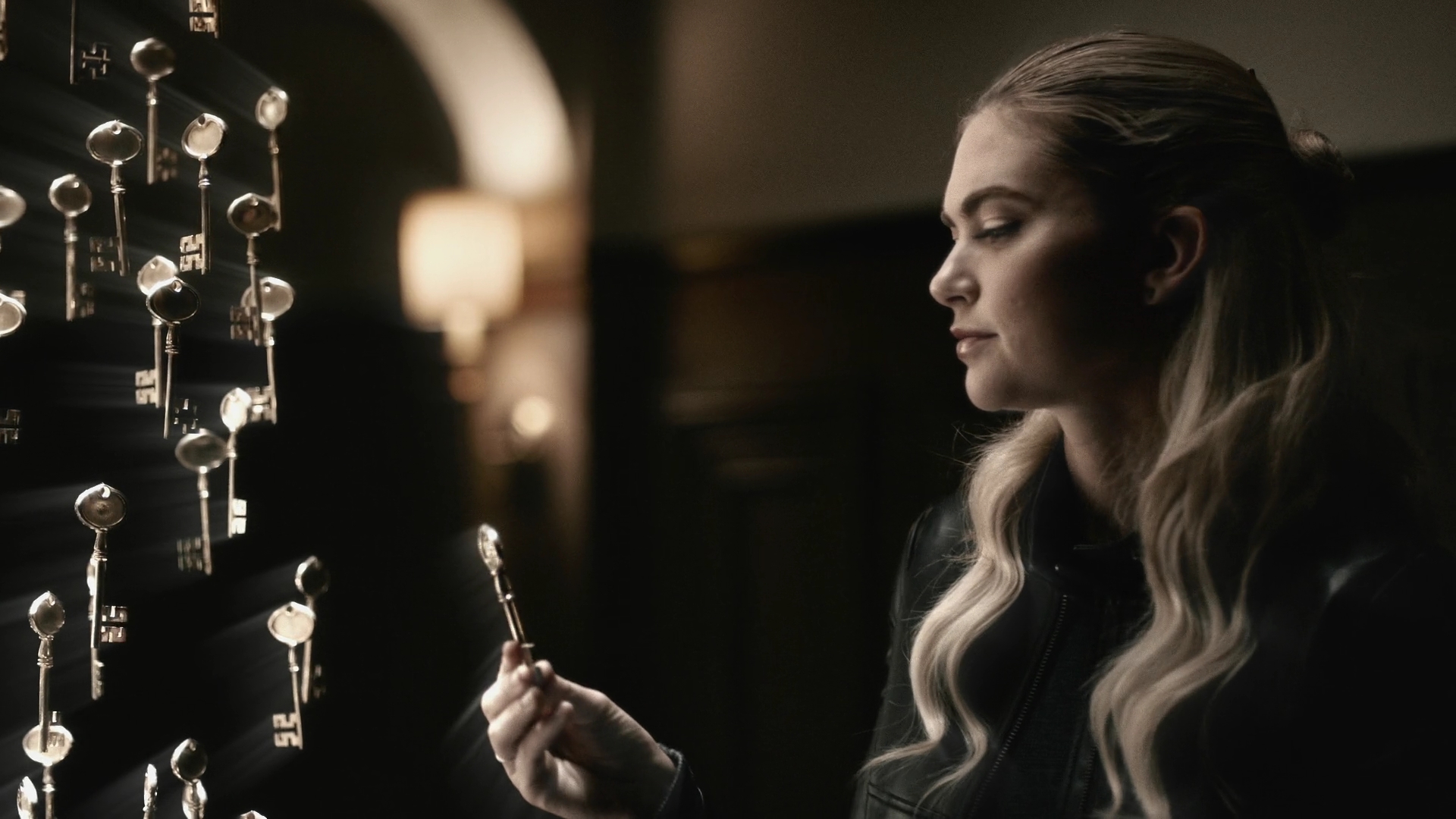 vampirediariesworld-dot-nl_Legacies4x10TheStoryOfMyLife0988.jpg