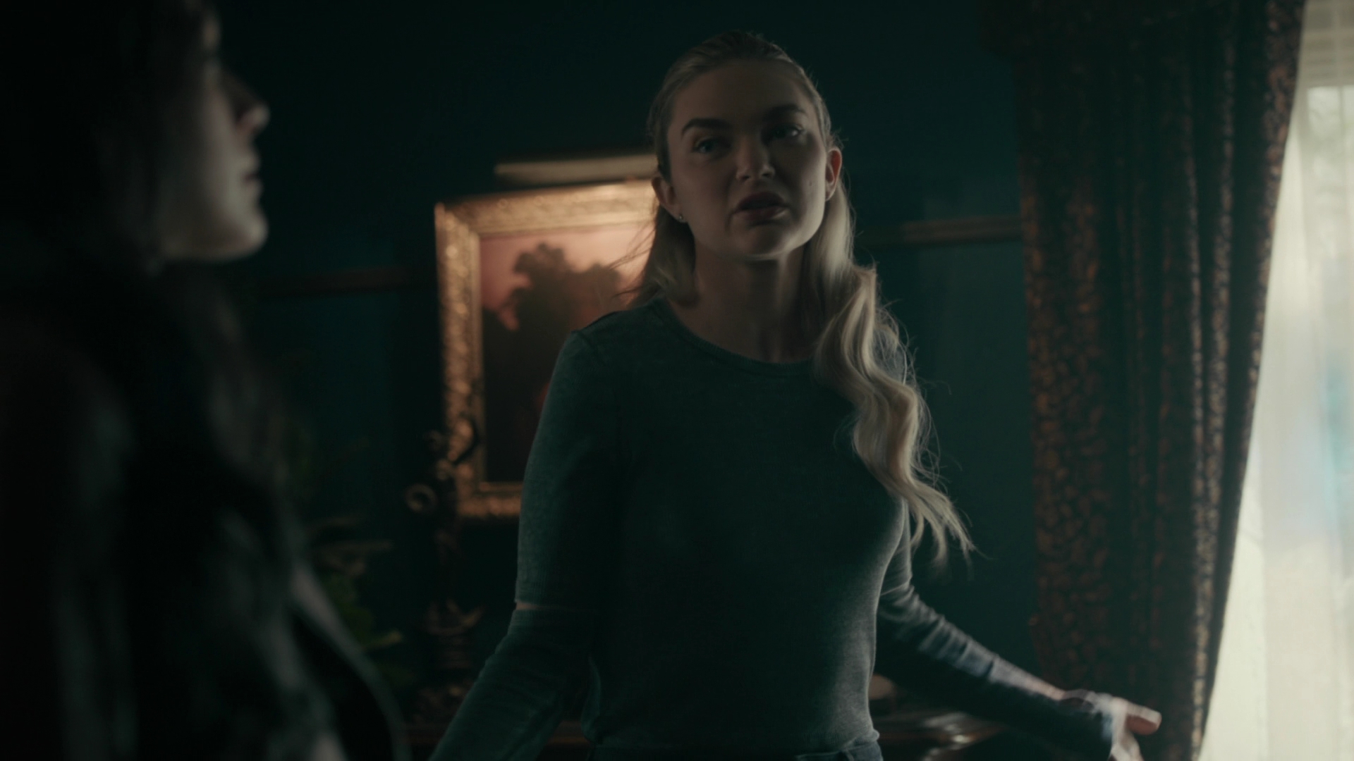 vampirediariesworld-dot-nl_Legacies4x10TheStoryOfMyLife1762.jpg