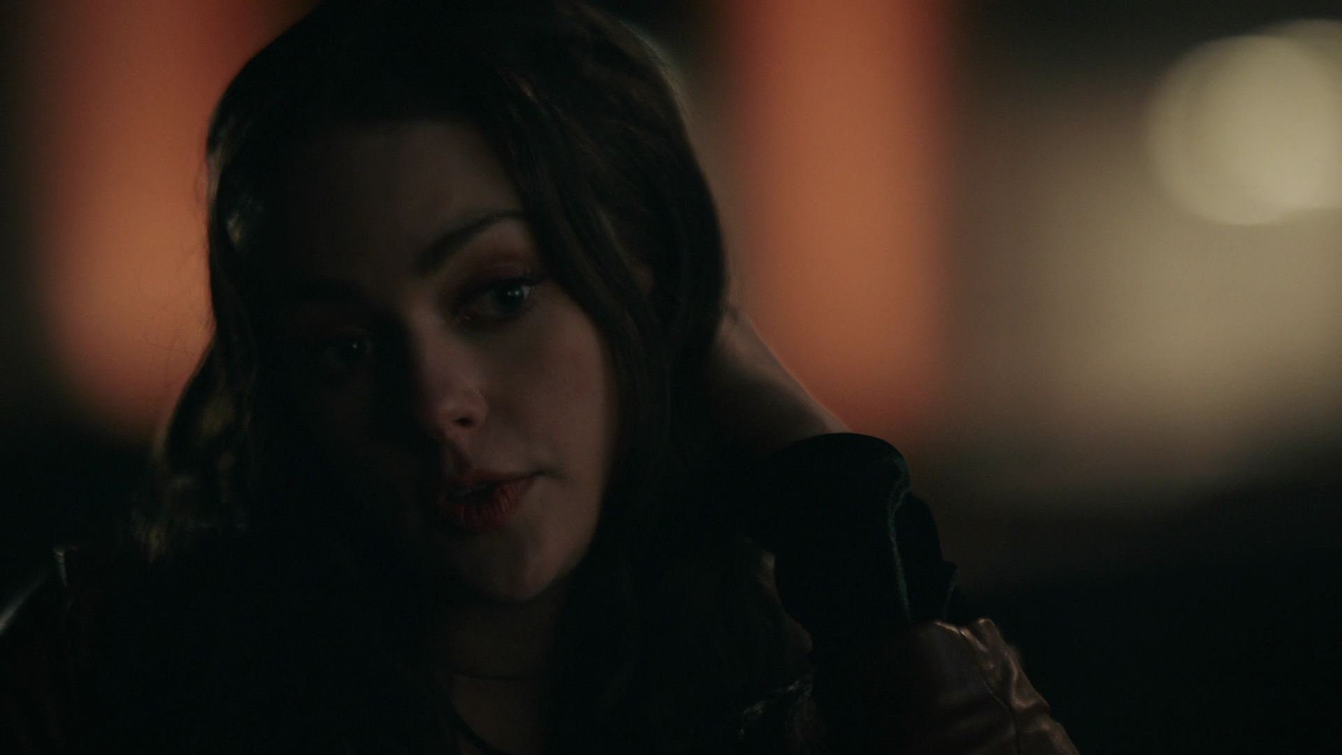vampirediariesworld-dot-nl_Legacies4x10TheStoryOfMyLife2354.jpg
