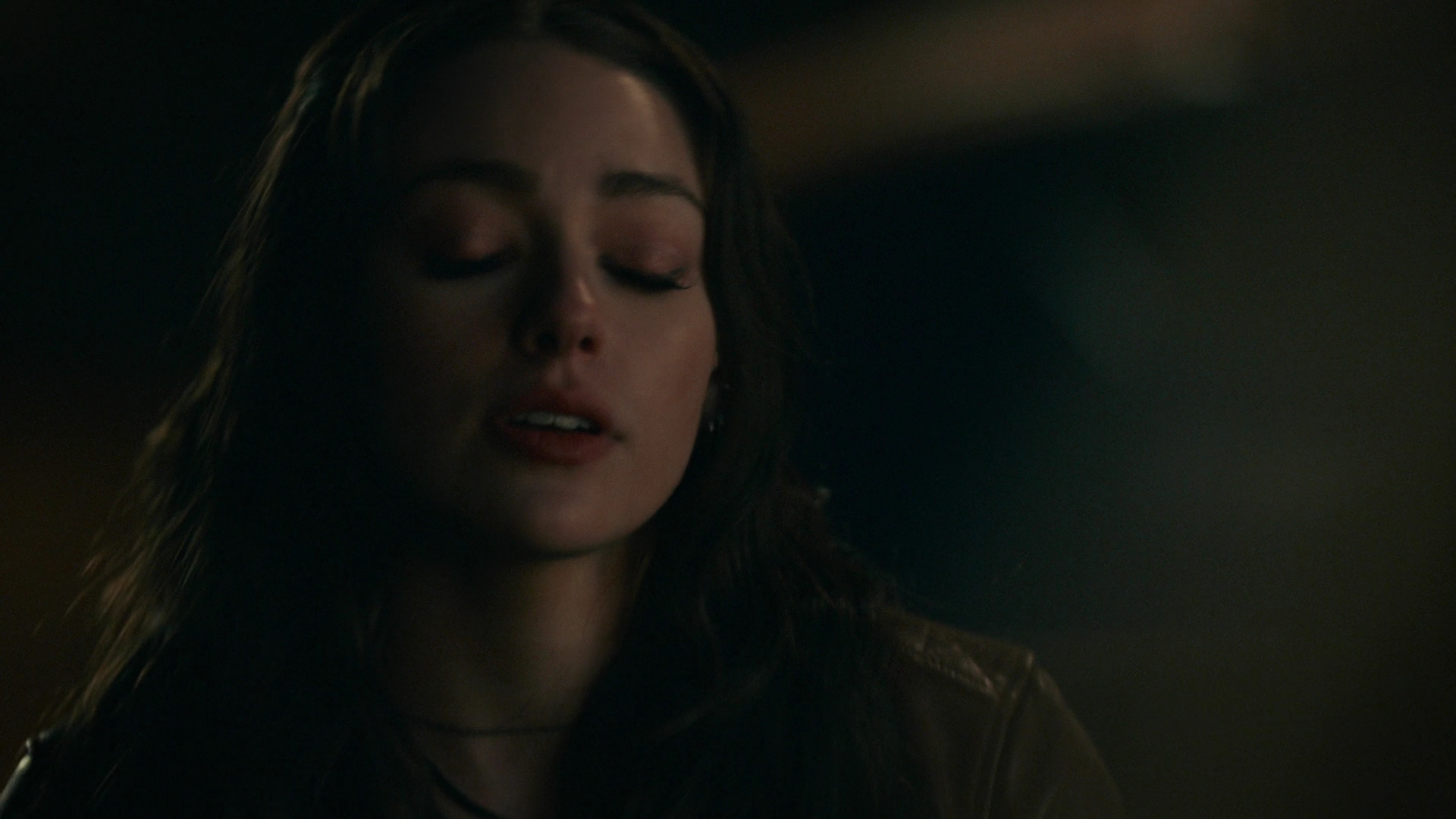 vampirediariesworld-dot-nl_Legacies4x10TheStoryOfMyLife2395.jpg
